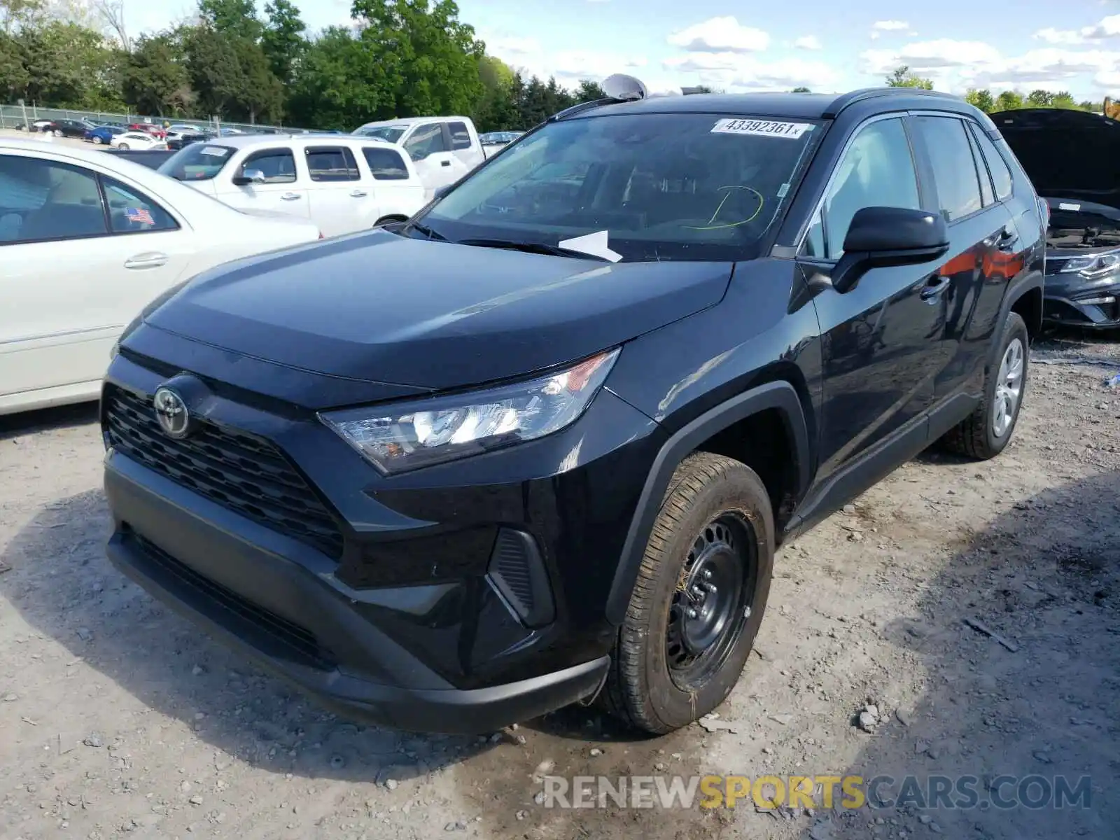 2 Photograph of a damaged car 2T3H1RFV9MW143554 TOYOTA RAV4 2021