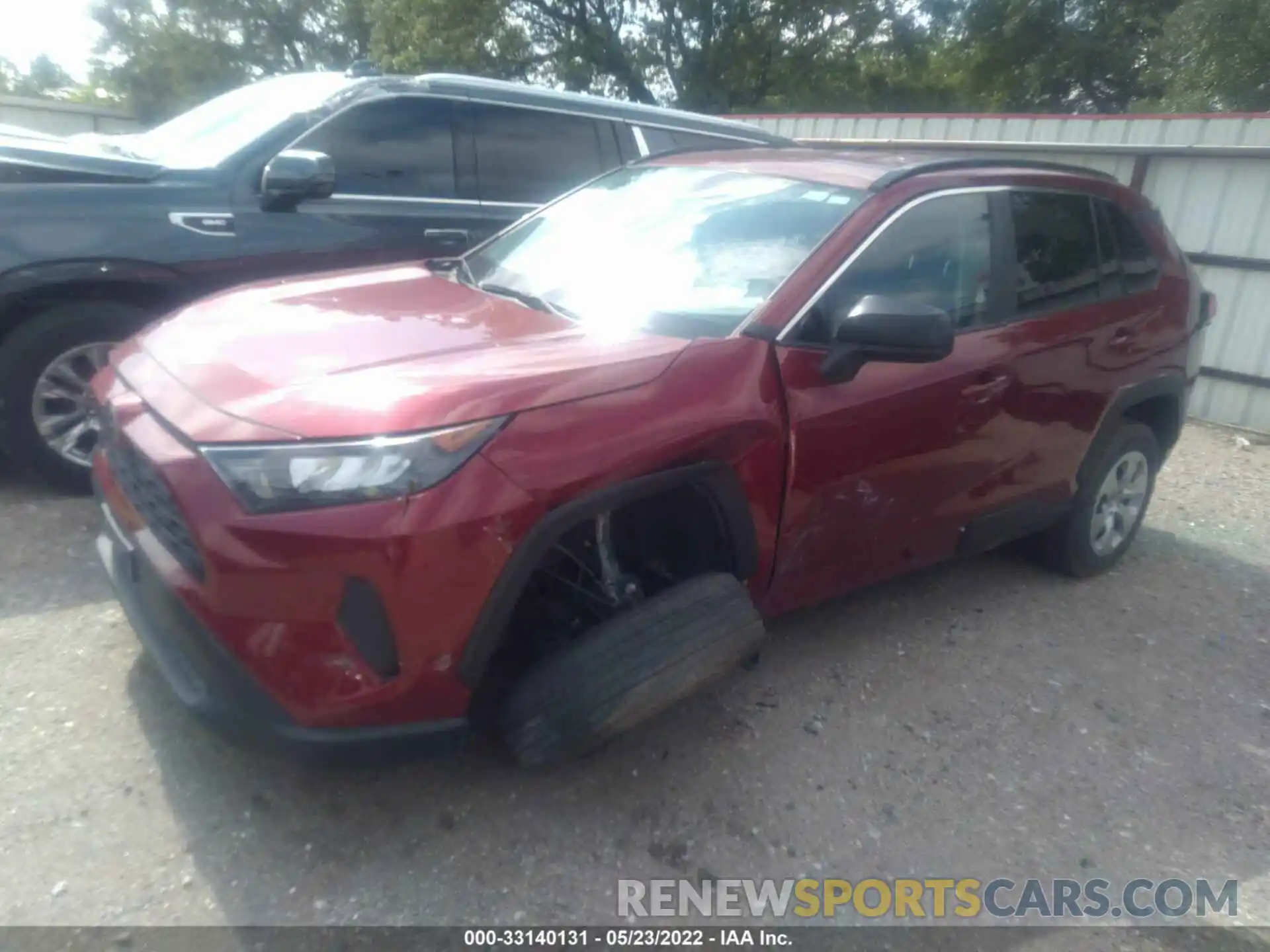 2 Photograph of a damaged car 2T3H1RFV9MW143795 TOYOTA RAV4 2021