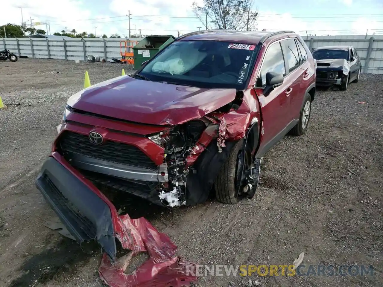 2 Photograph of a damaged car 2T3H1RFV9MW152626 TOYOTA RAV4 2021