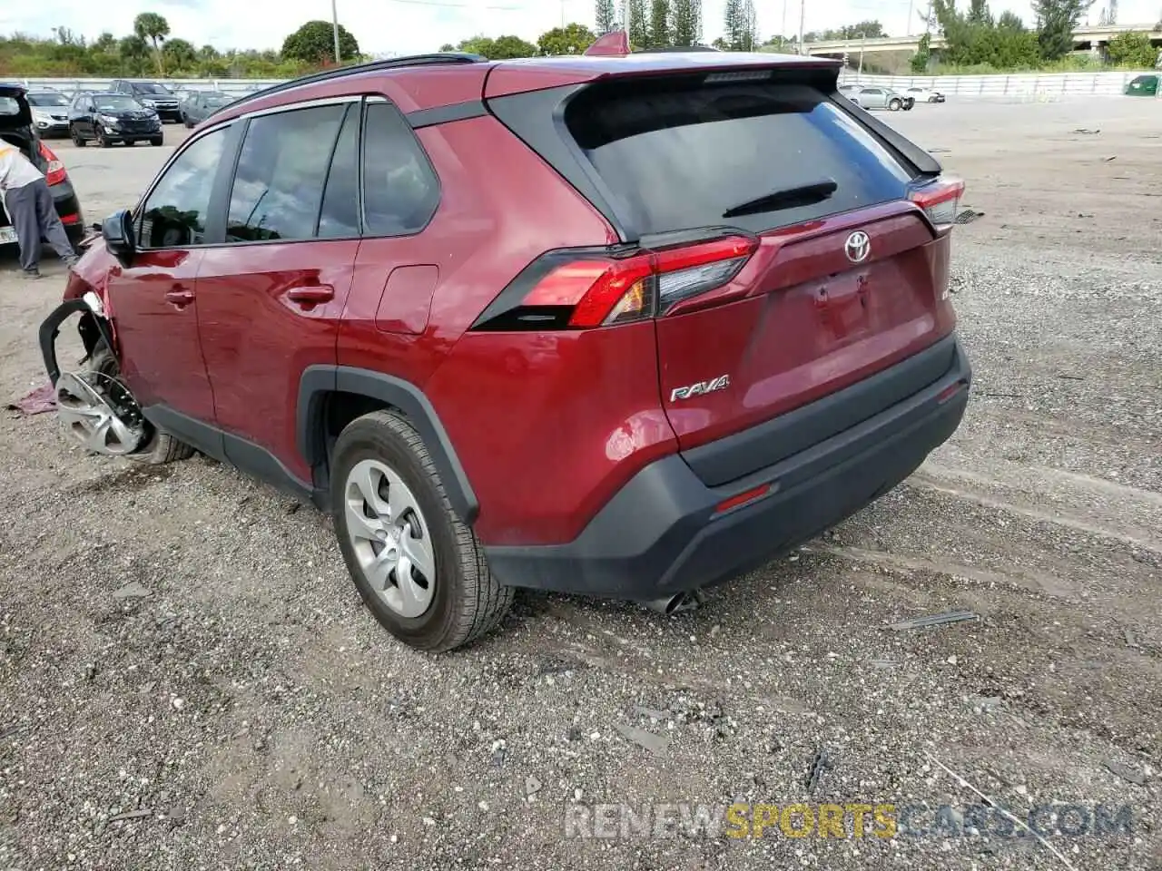 3 Photograph of a damaged car 2T3H1RFV9MW152626 TOYOTA RAV4 2021