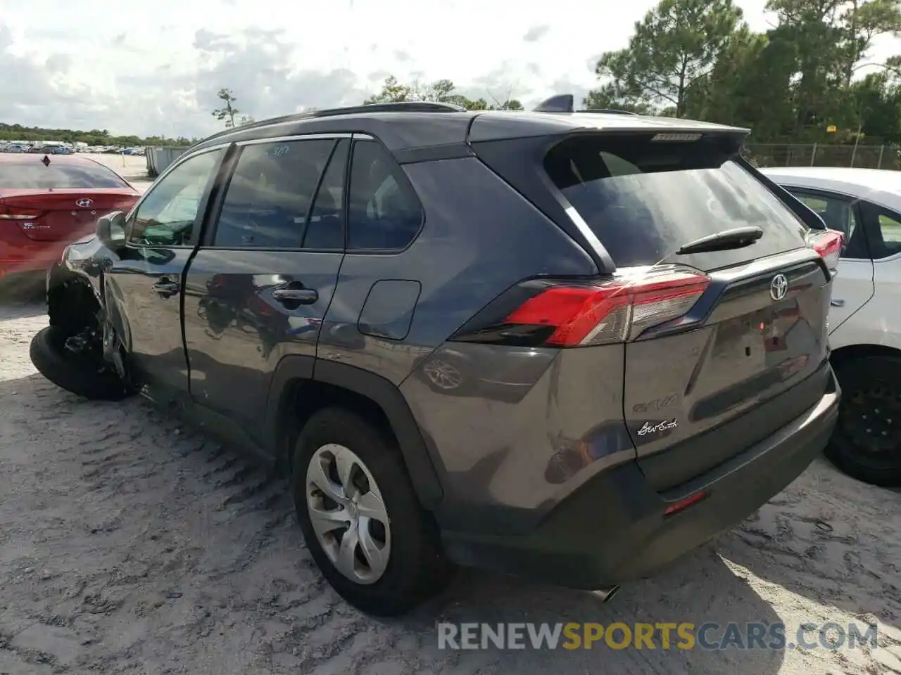 3 Photograph of a damaged car 2T3H1RFV9MW164808 TOYOTA RAV4 2021