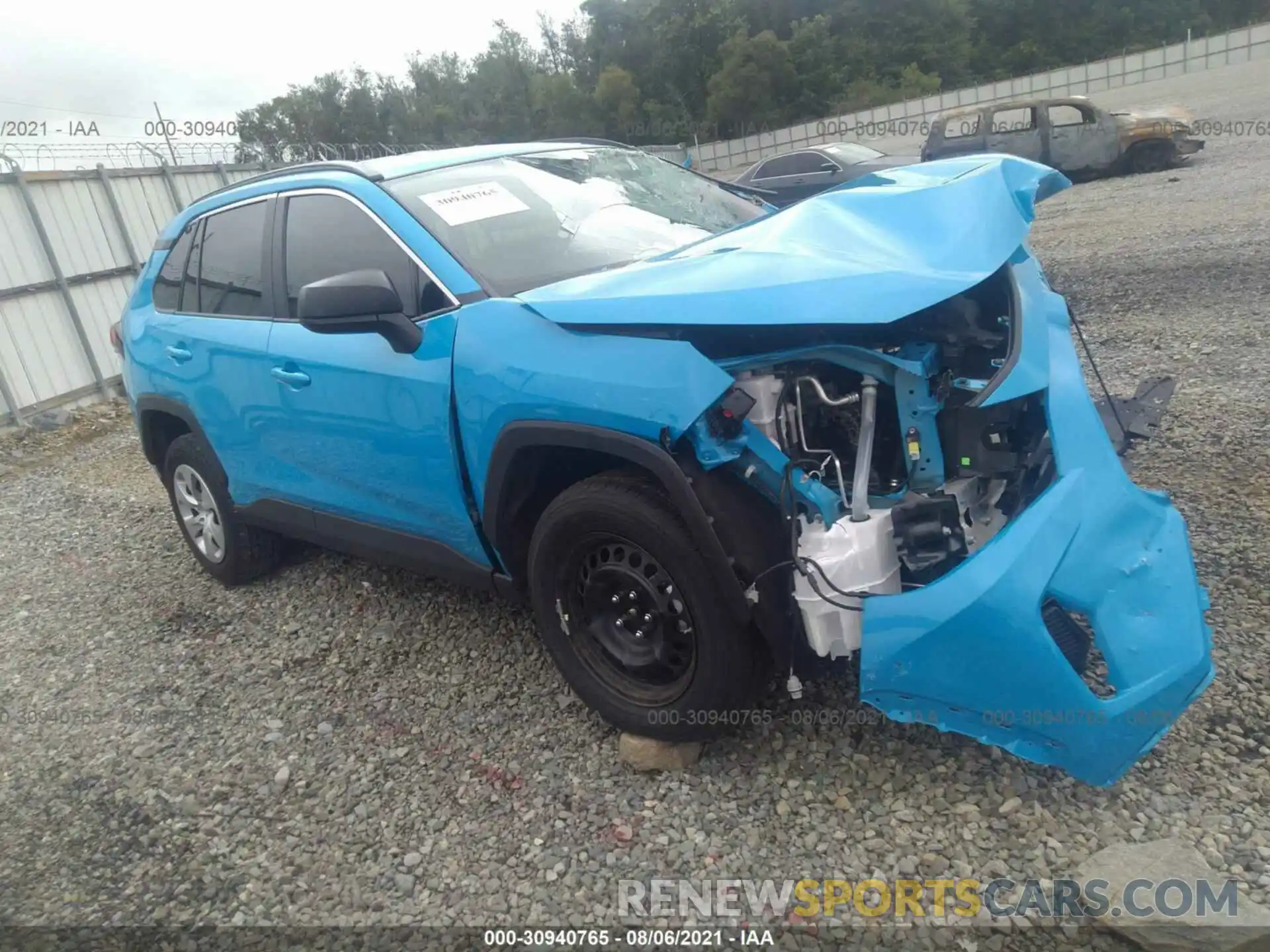 1 Photograph of a damaged car 2T3H1RFVXMC091322 TOYOTA RAV4 2021