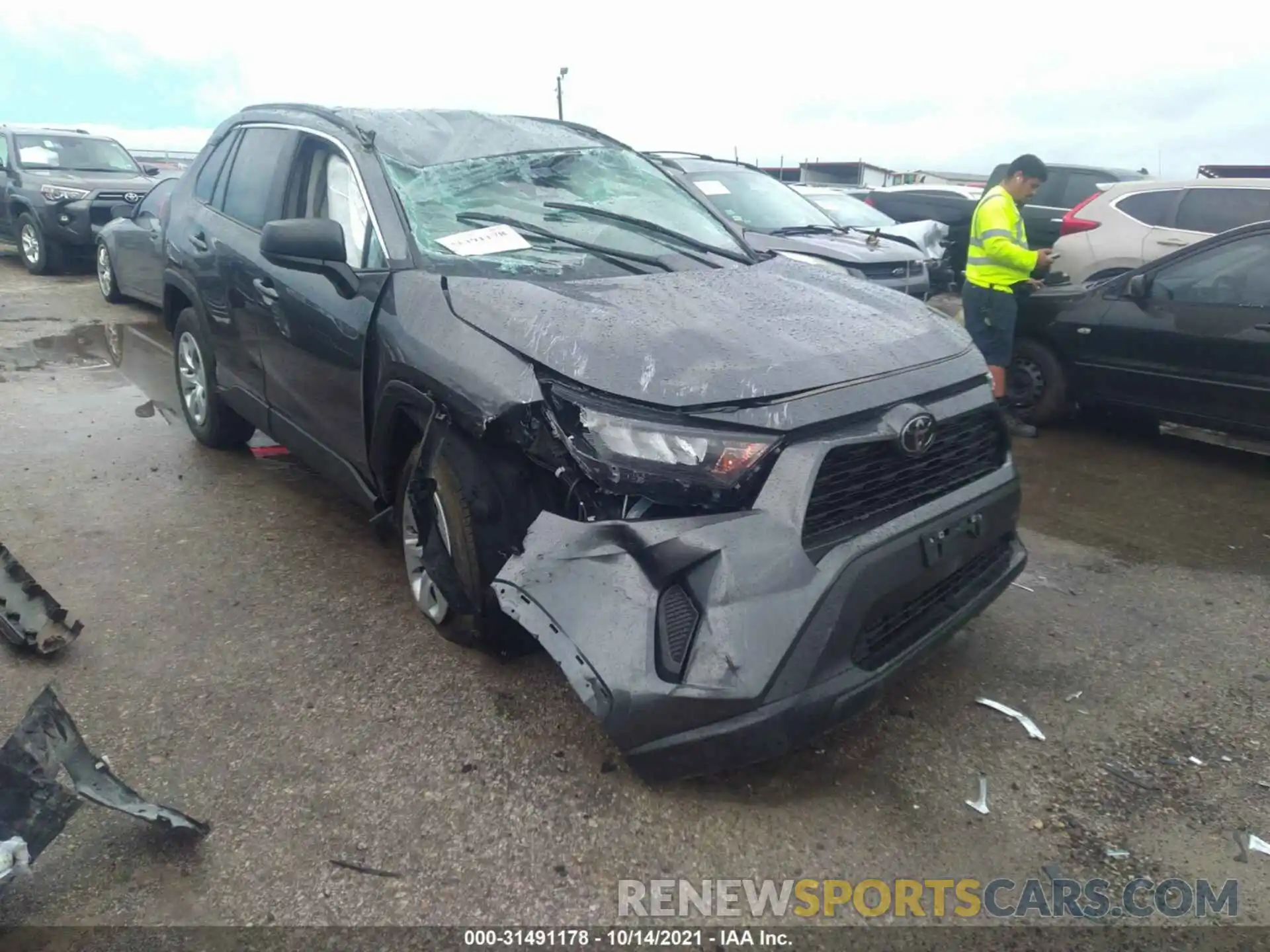 1 Photograph of a damaged car 2T3H1RFVXMC102013 TOYOTA RAV4 2021