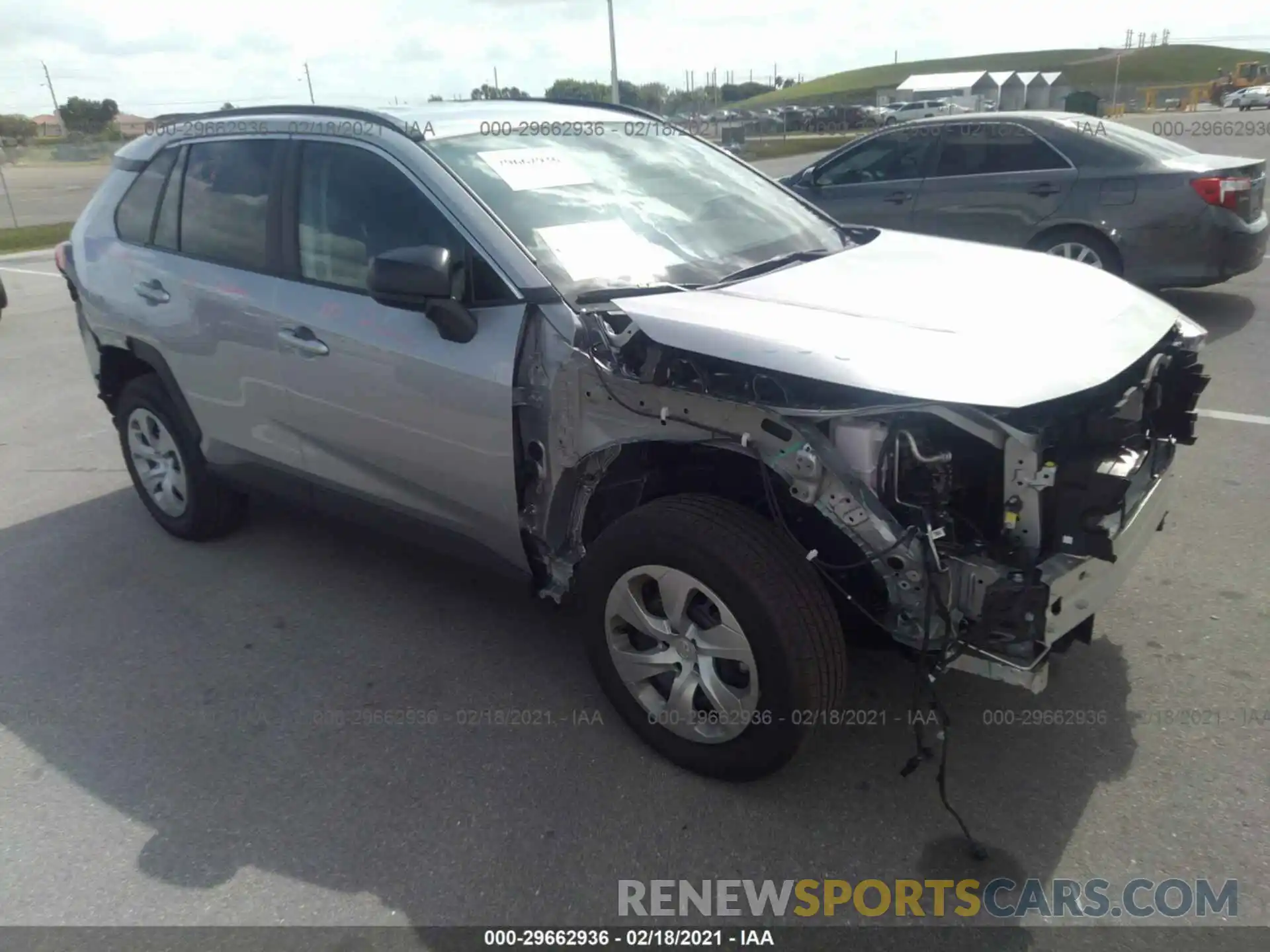 1 Photograph of a damaged car 2T3H1RFVXMC104795 TOYOTA RAV4 2021