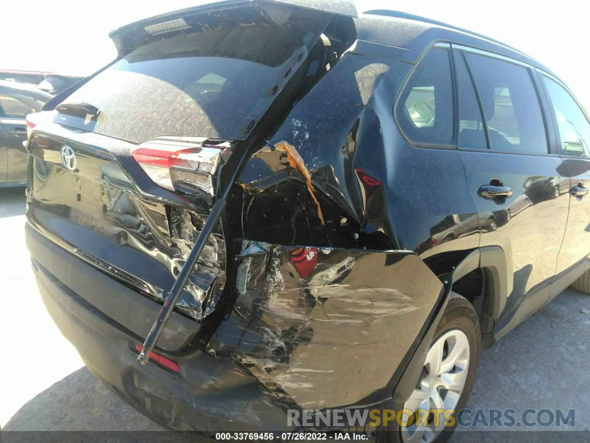 6 Photograph of a damaged car 2T3H1RFVXMC107048 TOYOTA RAV4 2021