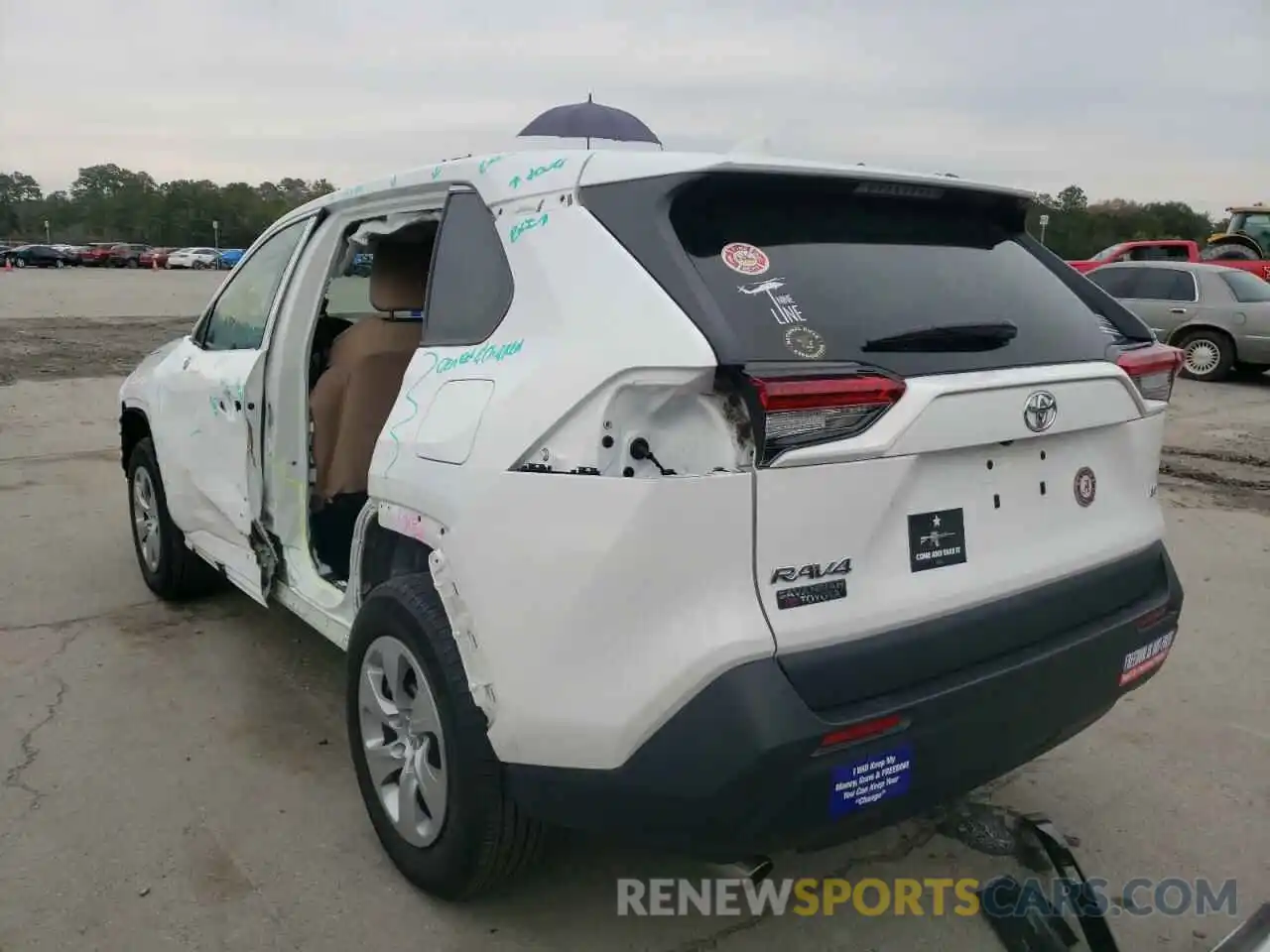 3 Photograph of a damaged car 2T3H1RFVXMC109141 TOYOTA RAV4 2021