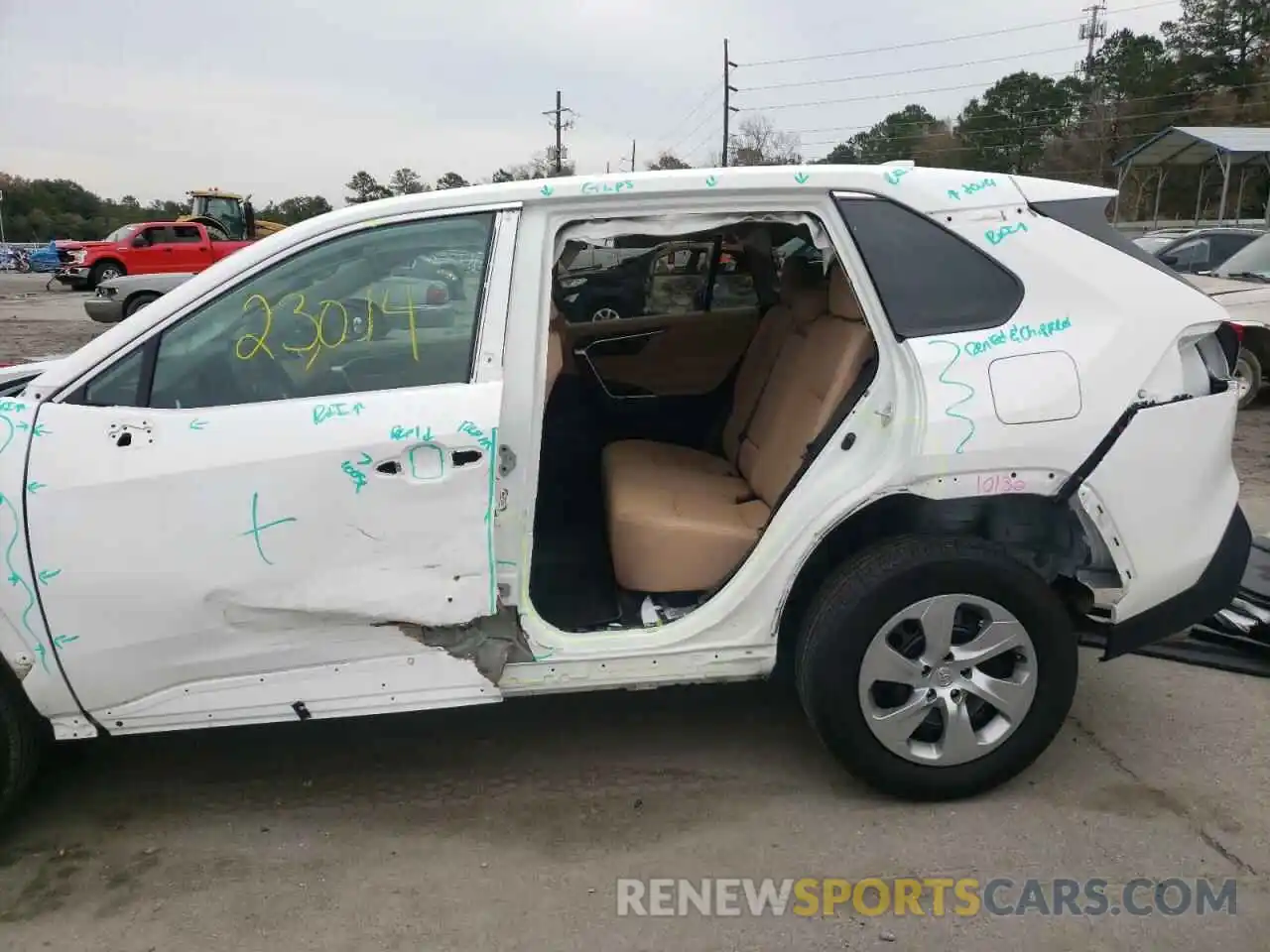 9 Photograph of a damaged car 2T3H1RFVXMC109141 TOYOTA RAV4 2021