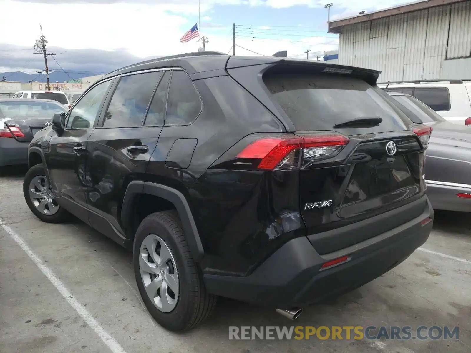 3 Photograph of a damaged car 2T3H1RFVXMC113514 TOYOTA RAV4 2021