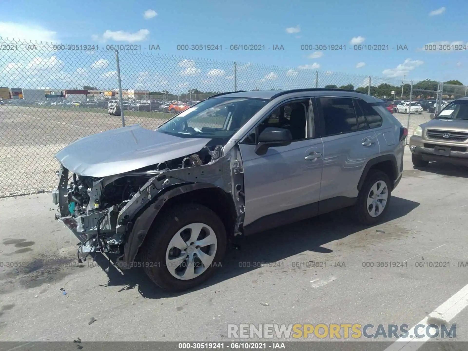 2 Фотография поврежденного автомобиля 2T3H1RFVXMC114467 TOYOTA RAV4 2021