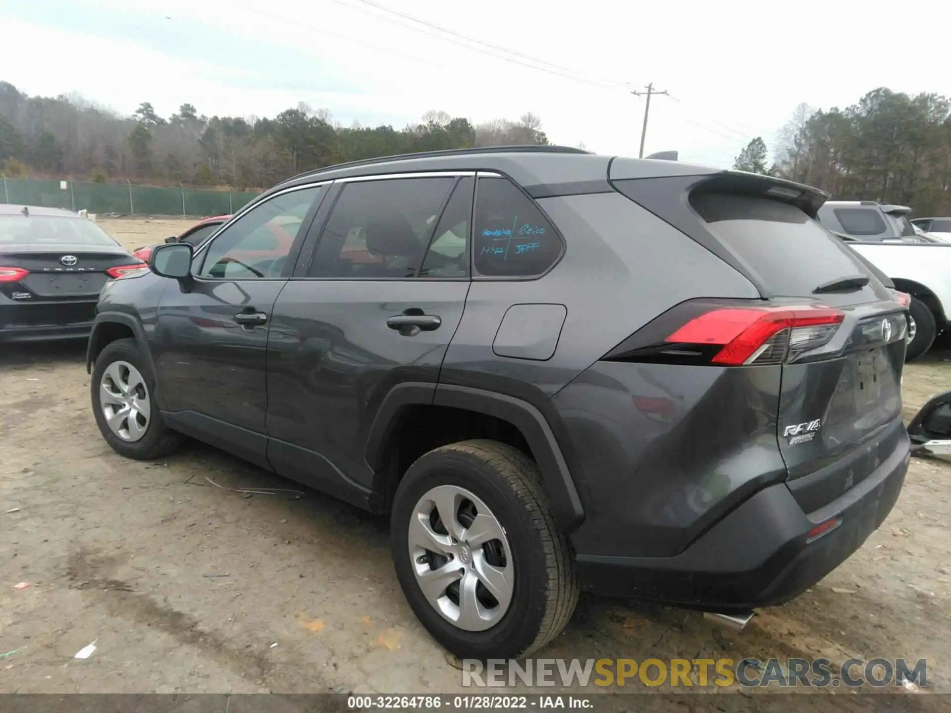 3 Photograph of a damaged car 2T3H1RFVXMC119409 TOYOTA RAV4 2021