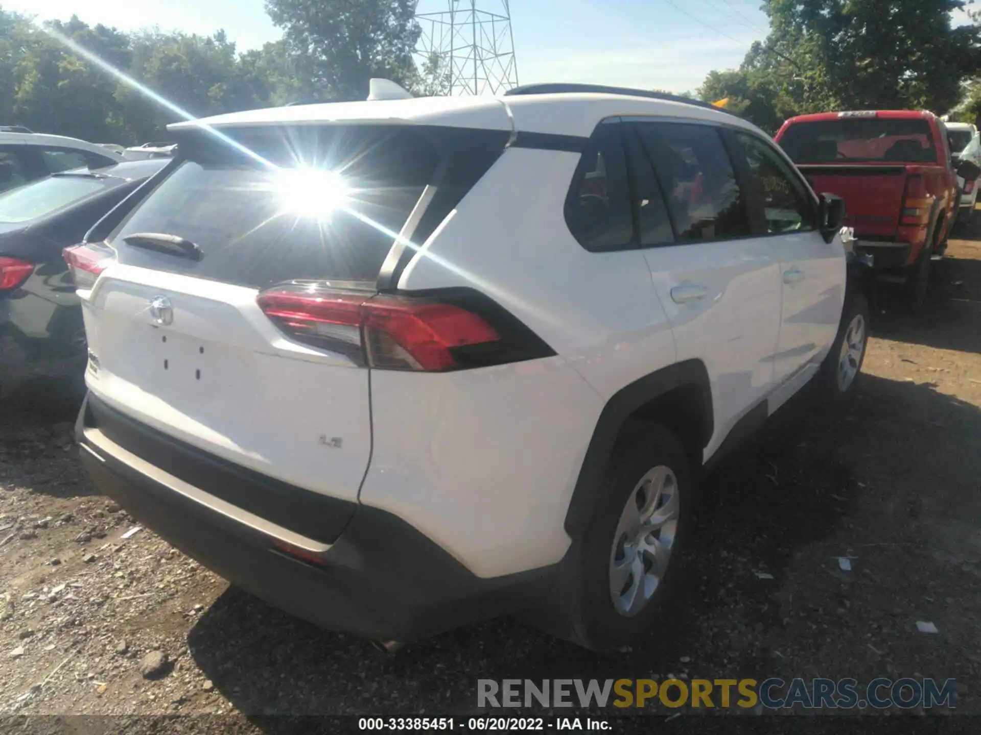 4 Photograph of a damaged car 2T3H1RFVXMC119569 TOYOTA RAV4 2021