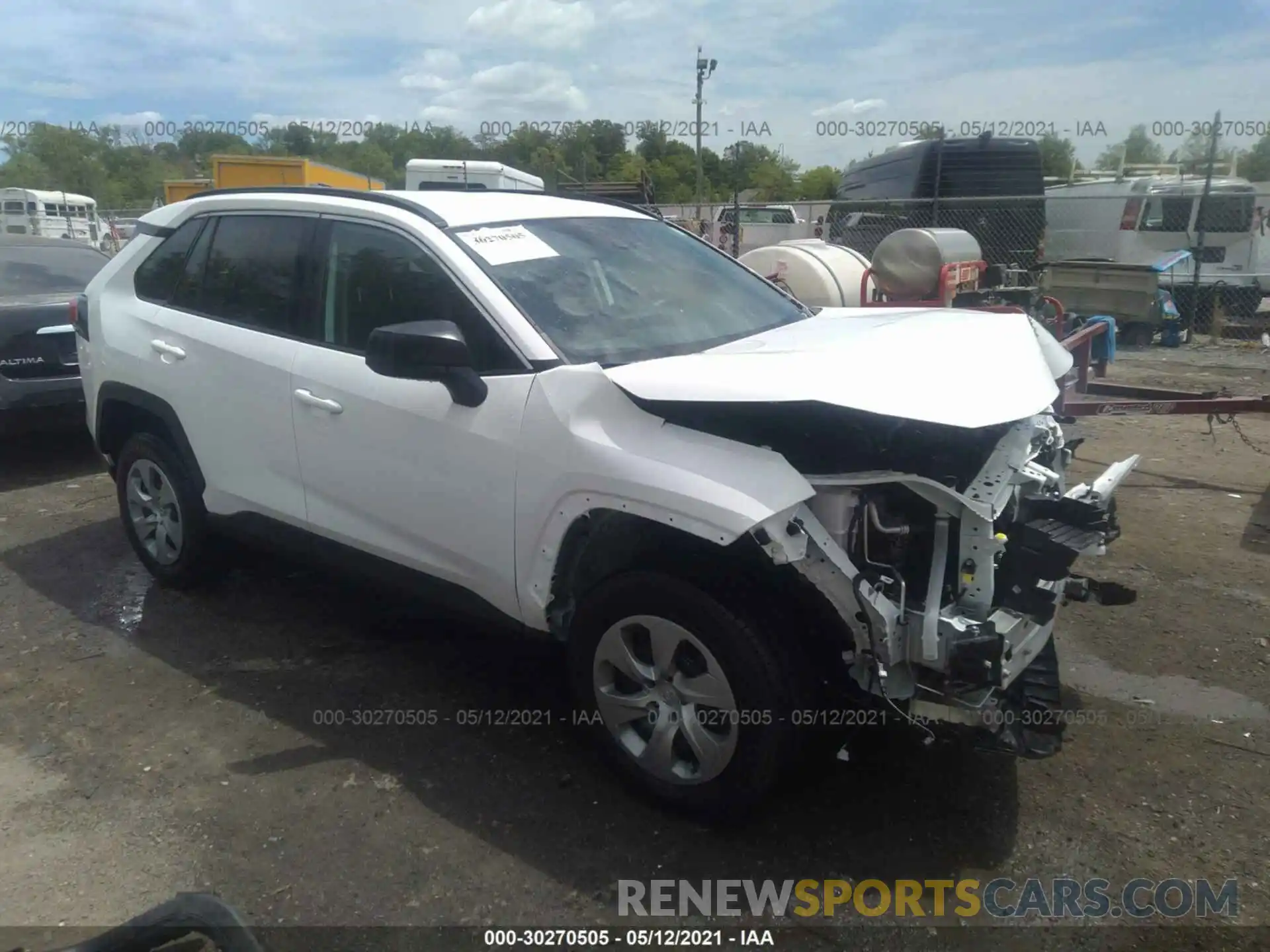 1 Photograph of a damaged car 2T3H1RFVXMC124139 TOYOTA RAV4 2021