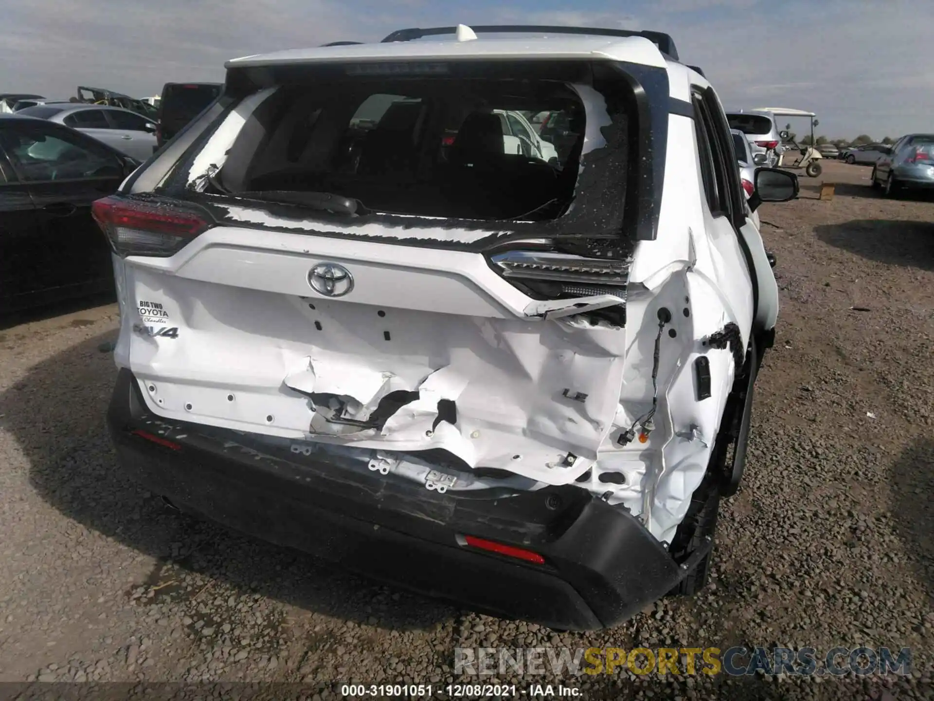 6 Photograph of a damaged car 2T3H1RFVXMC125405 TOYOTA RAV4 2021