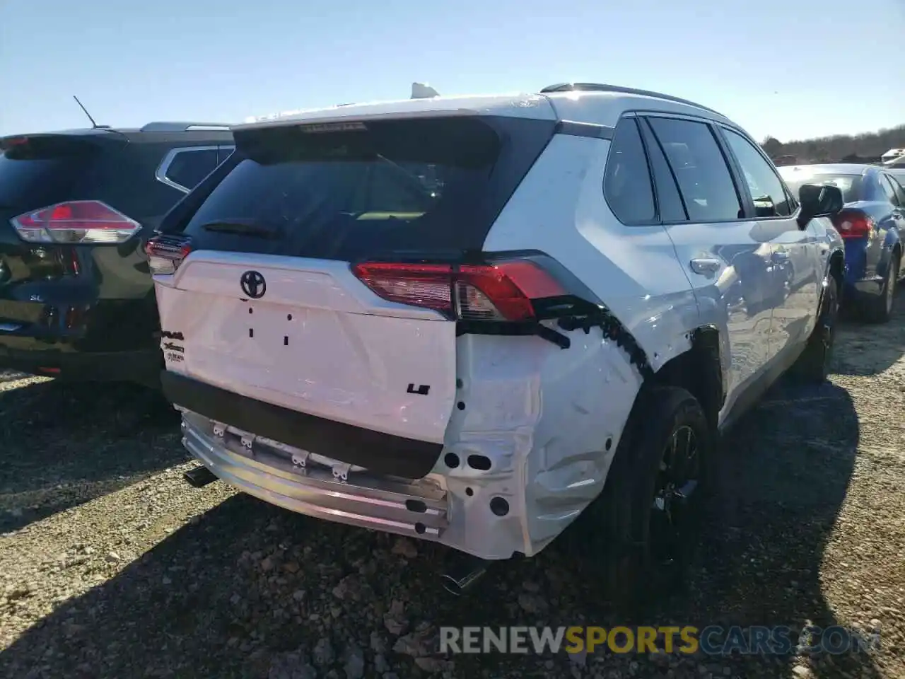 4 Photograph of a damaged car 2T3H1RFVXMC145976 TOYOTA RAV4 2021