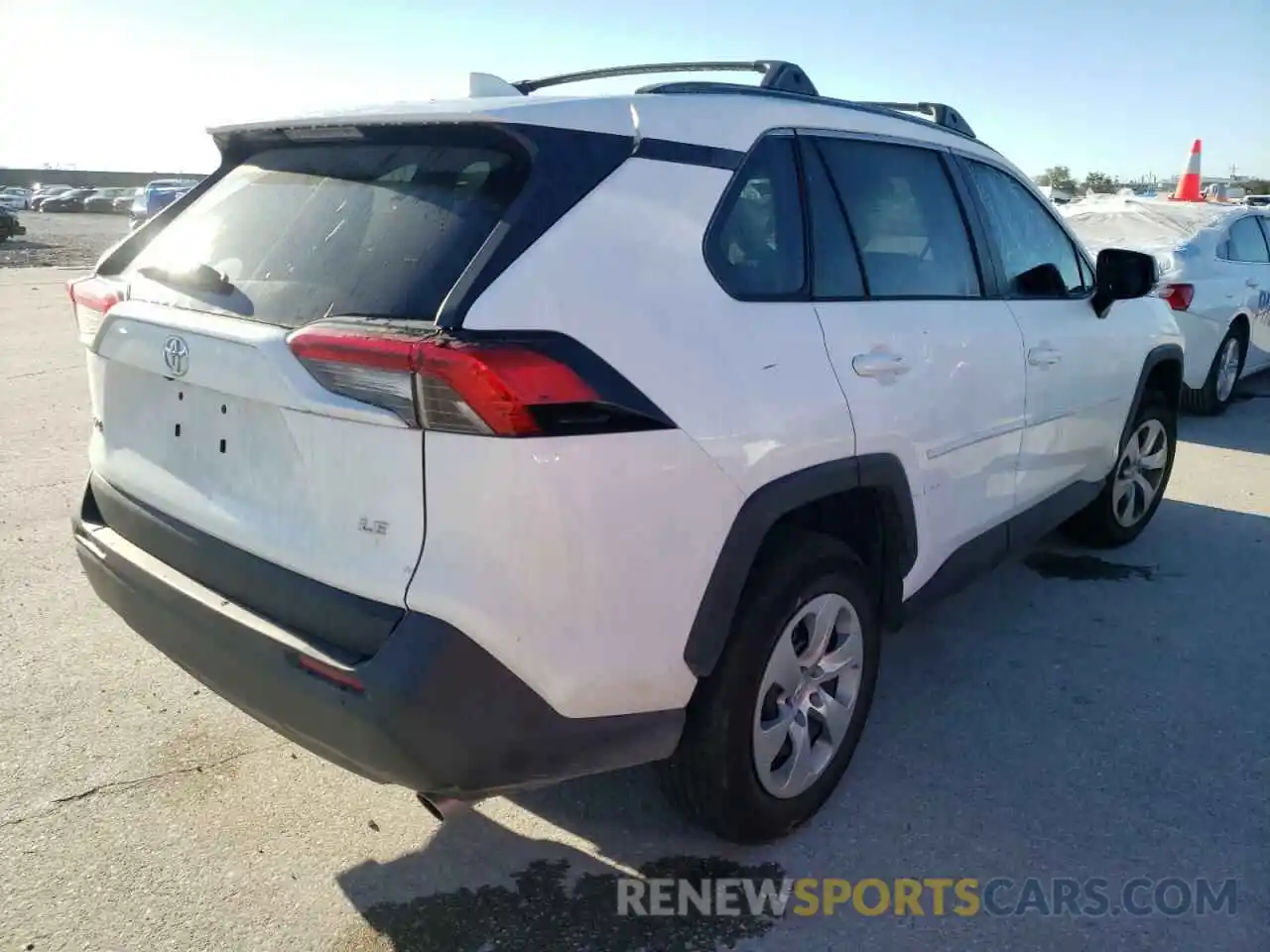 4 Фотография поврежденного автомобиля 2T3H1RFVXMC152815 TOYOTA RAV4 2021