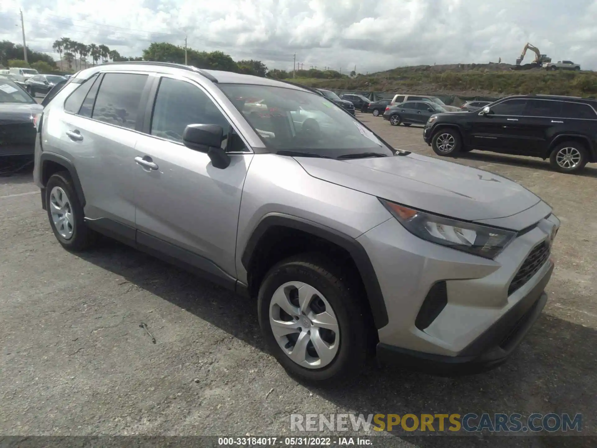 1 Photograph of a damaged car 2T3H1RFVXMC157710 TOYOTA RAV4 2021