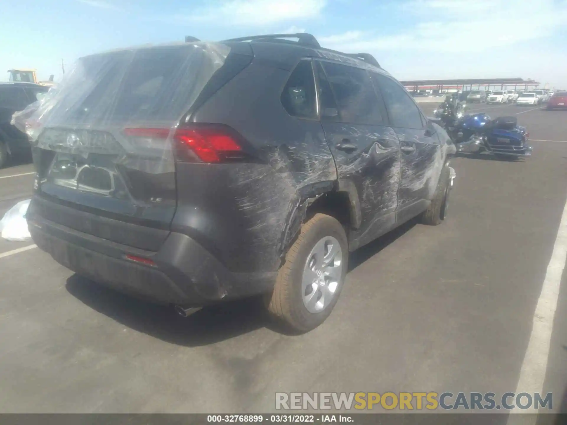 4 Photograph of a damaged car 2T3H1RFVXMC165757 TOYOTA RAV4 2021