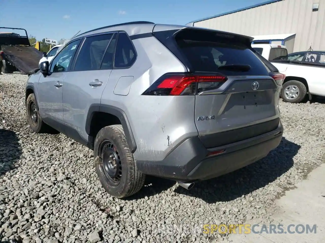 3 Photograph of a damaged car 2T3H1RFVXMW138637 TOYOTA RAV4 2021