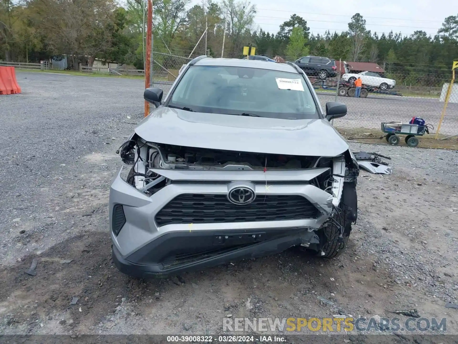 18 Photograph of a damaged car 2T3H1RFVXMW143157 TOYOTA RAV4 2021