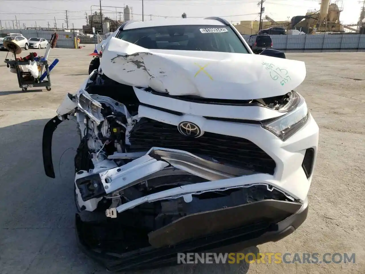 9 Photograph of a damaged car 2T3H1RFVXMW146737 TOYOTA RAV4 2021