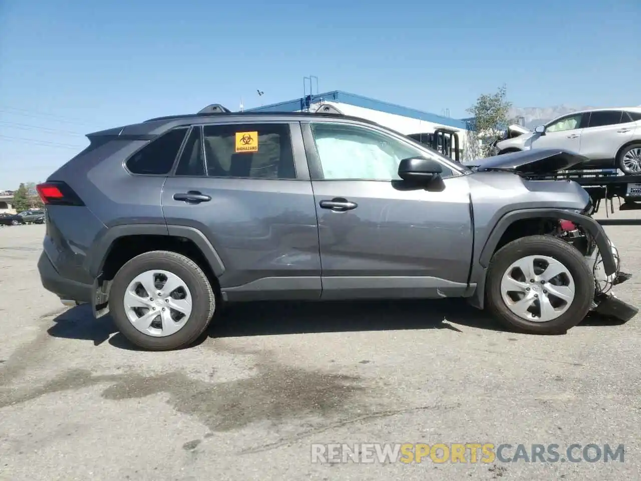 9 Photograph of a damaged car 2T3H1RFVXMW163411 TOYOTA RAV4 2021