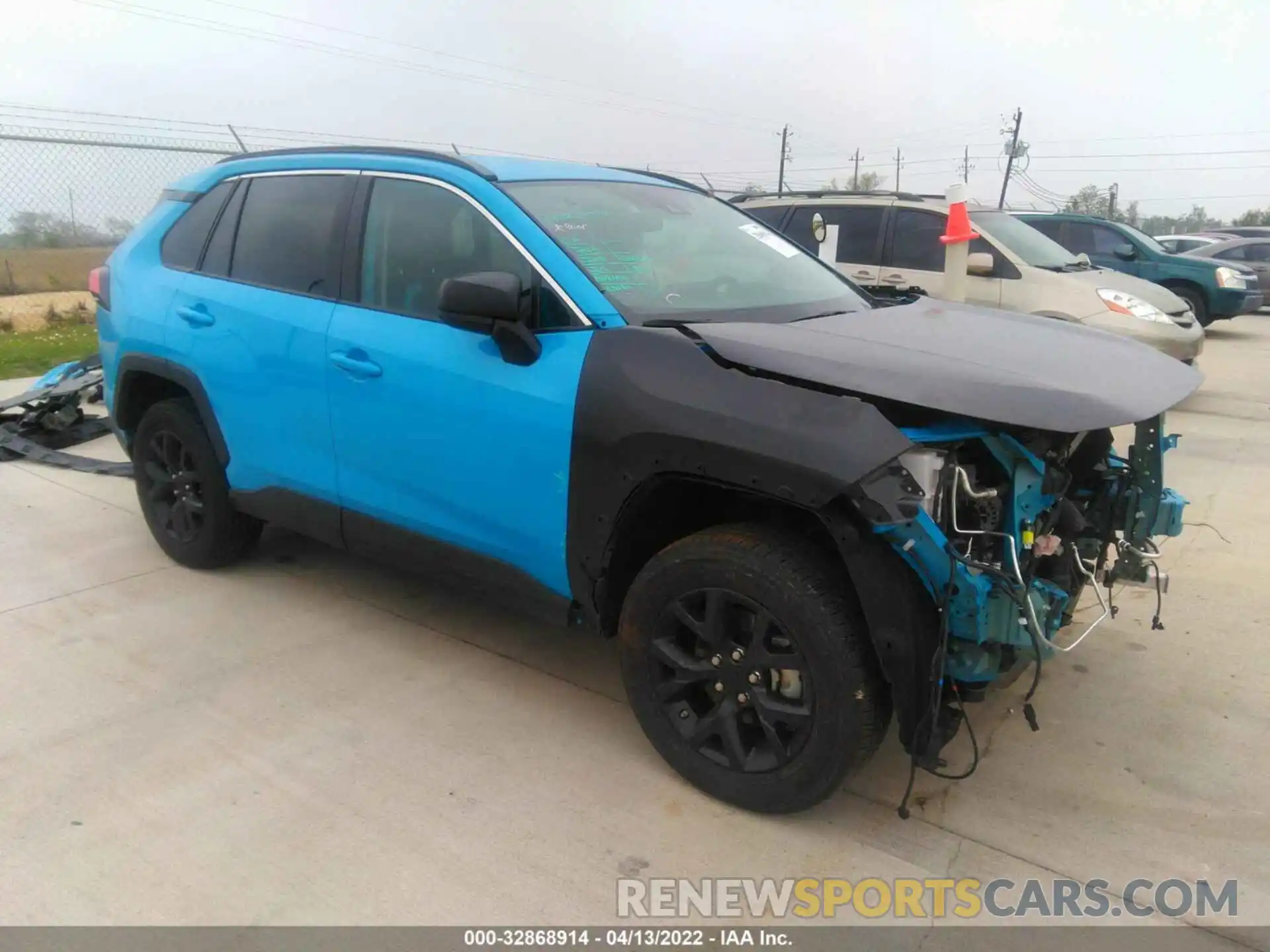 1 Photograph of a damaged car 2T3H1RFVXMW167572 TOYOTA RAV4 2021