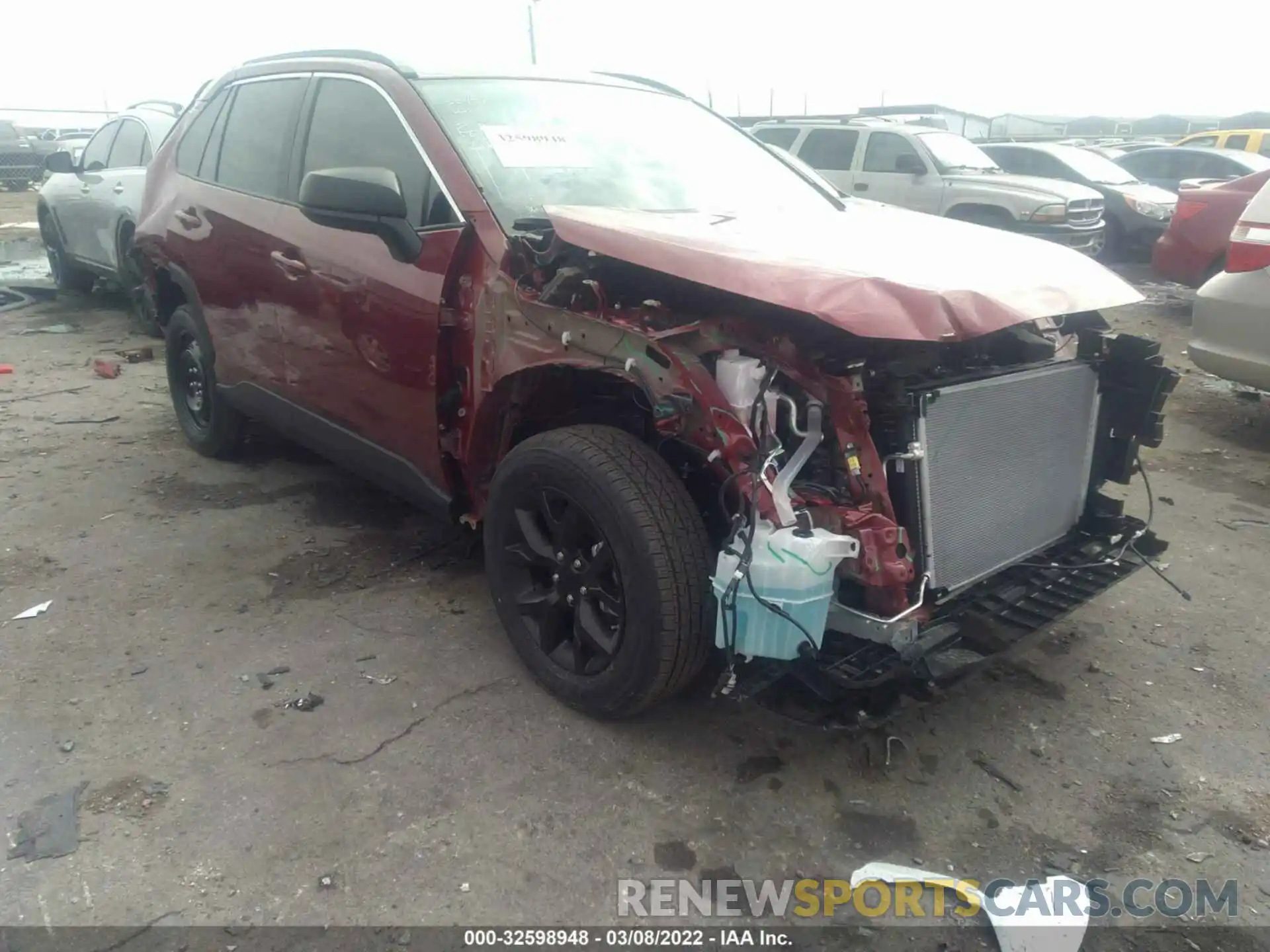 1 Photograph of a damaged car 2T3H1RFVXMW182217 TOYOTA RAV4 2021