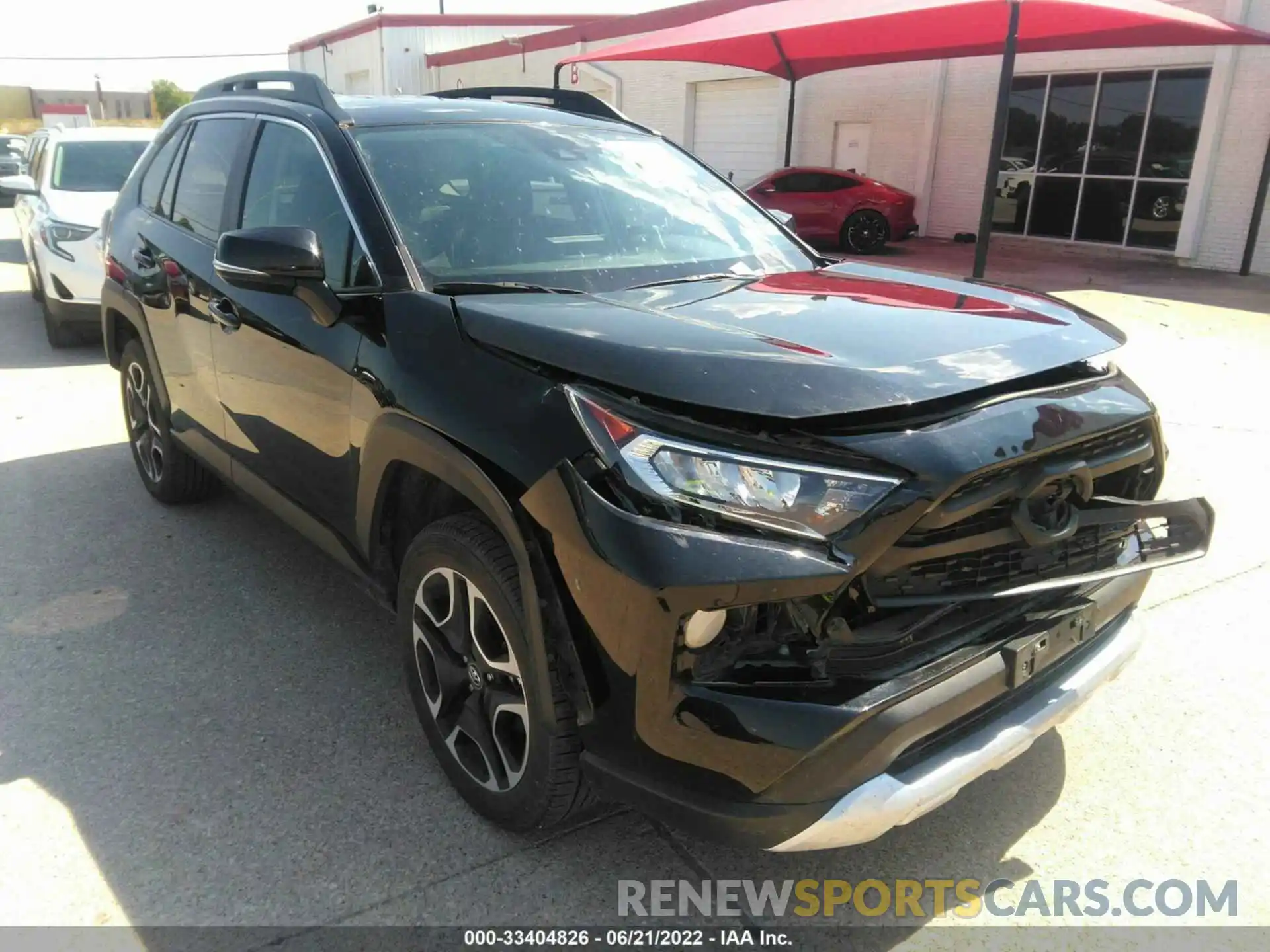 1 Photograph of a damaged car 2T3J1RFV0MW153231 TOYOTA RAV4 2021