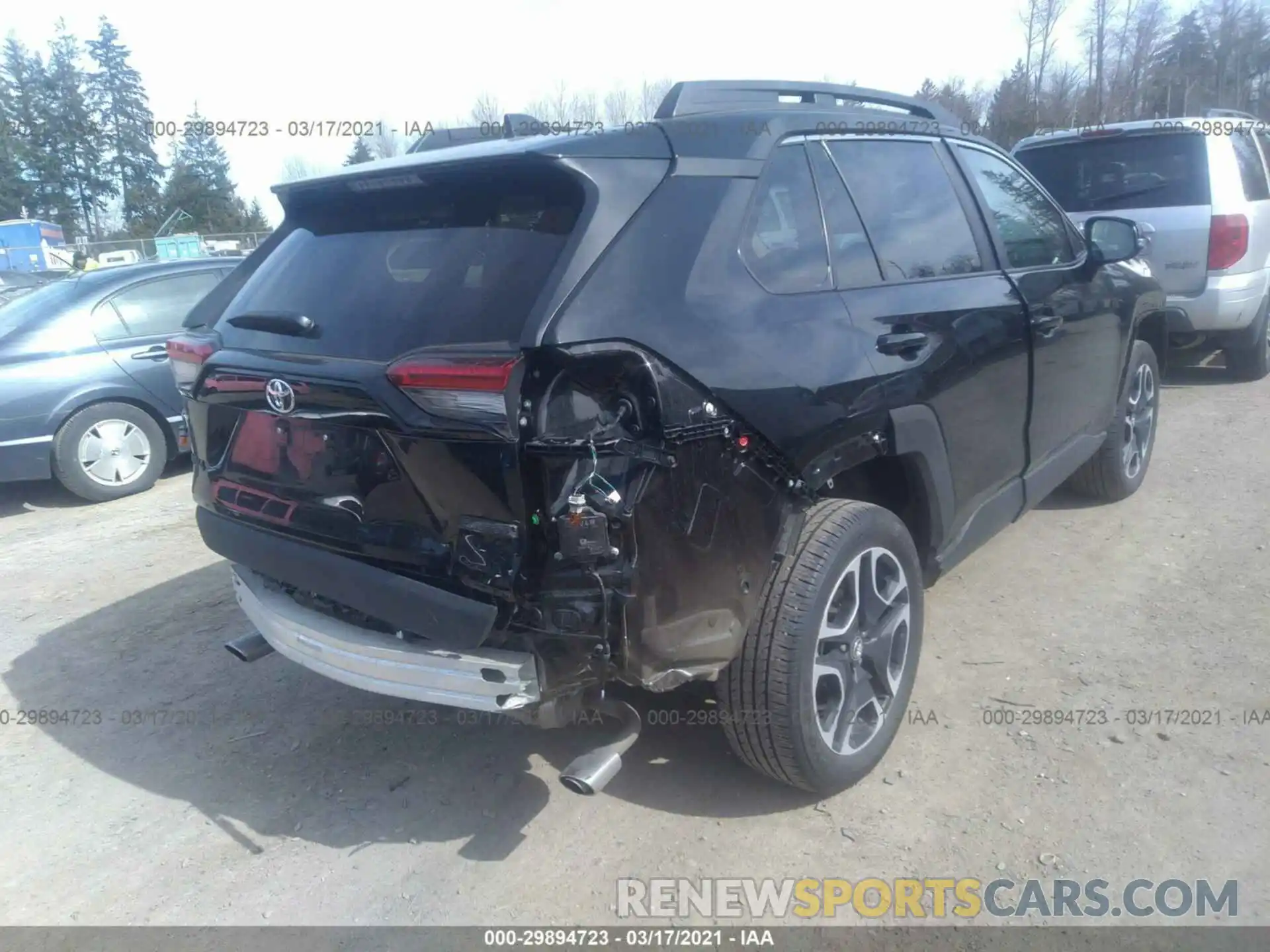 4 Photograph of a damaged car 2T3J1RFV0MW159272 TOYOTA RAV4 2021