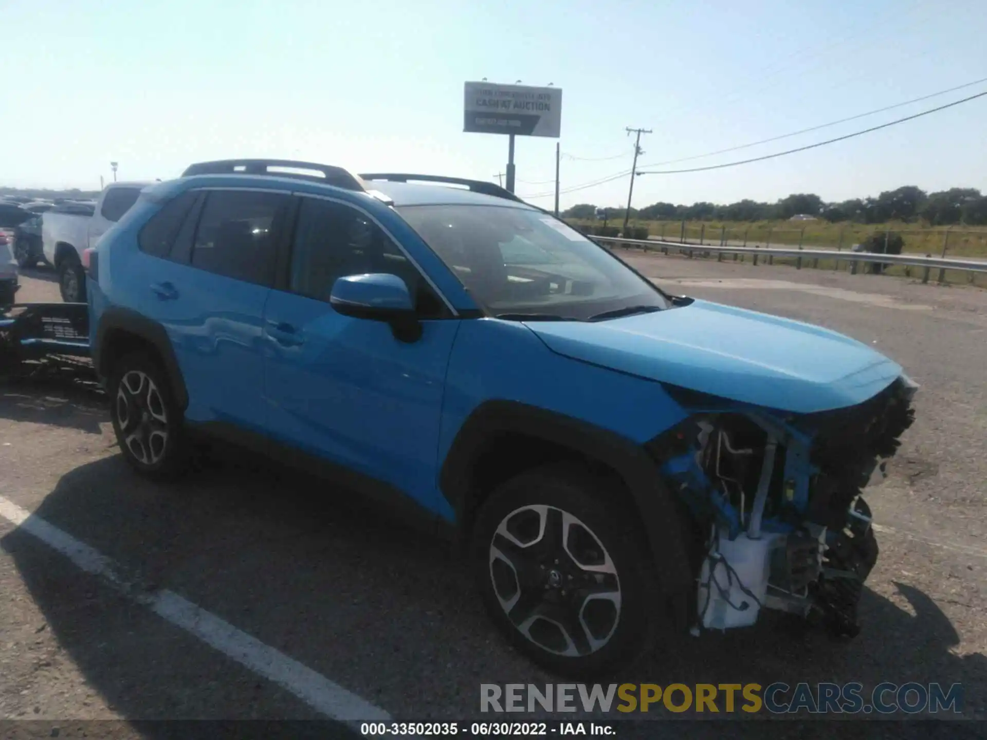 1 Photograph of a damaged car 2T3J1RFV2MW146233 TOYOTA RAV4 2021