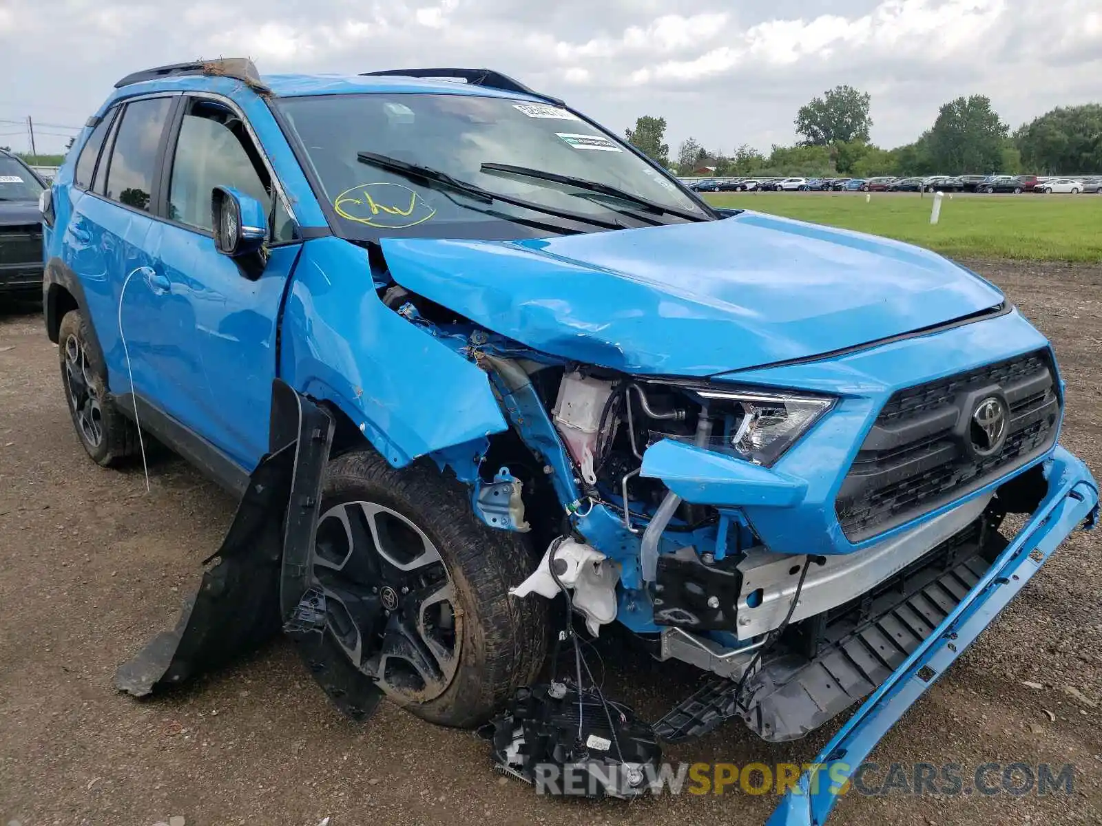 1 Photograph of a damaged car 2T3J1RFV3MW180701 TOYOTA RAV4 2021