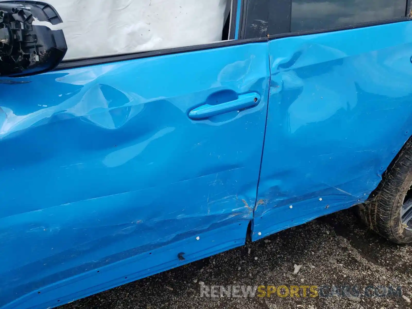 10 Photograph of a damaged car 2T3J1RFV3MW180701 TOYOTA RAV4 2021