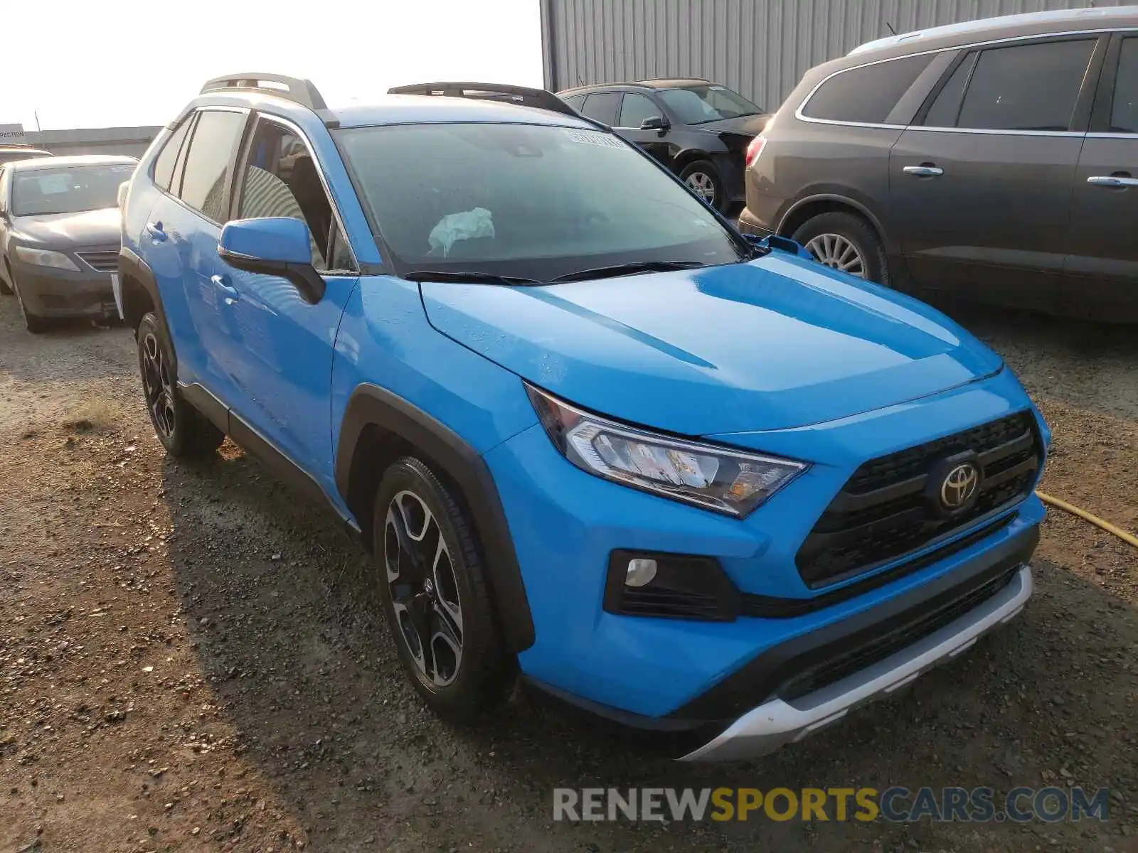 1 Photograph of a damaged car 2T3J1RFV4MW159923 TOYOTA RAV4 2021