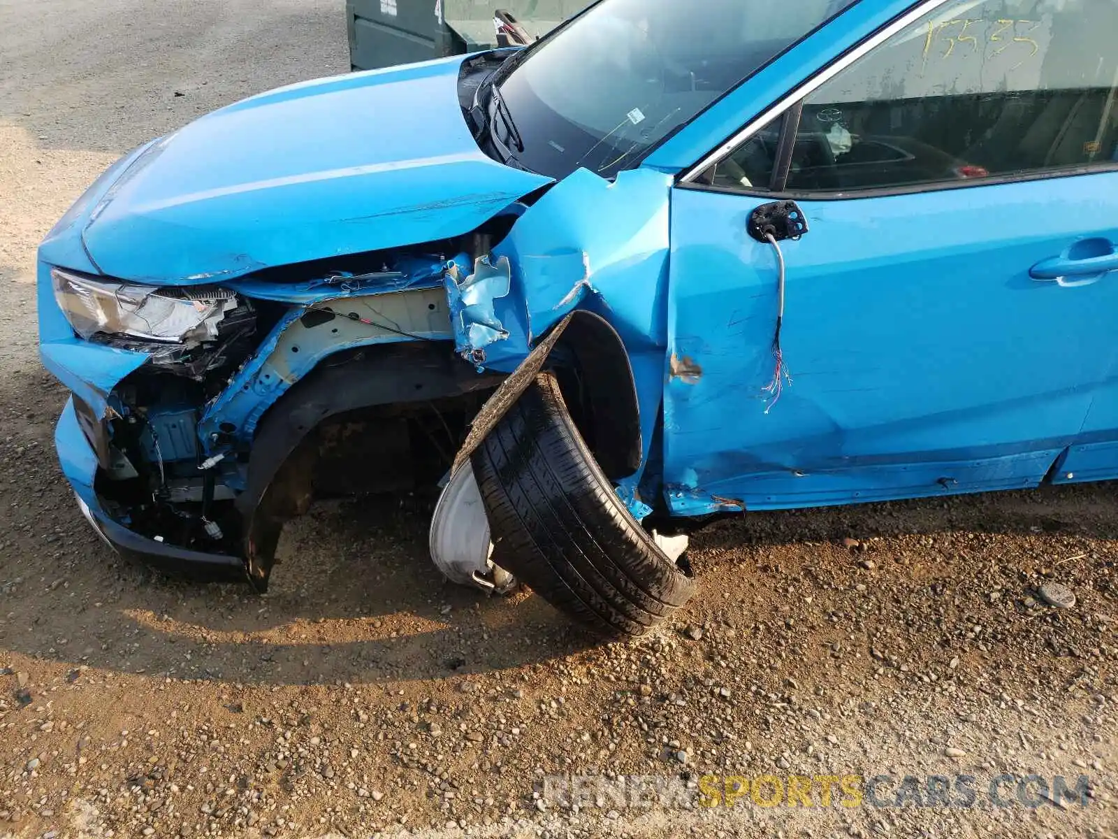 9 Photograph of a damaged car 2T3J1RFV4MW159923 TOYOTA RAV4 2021