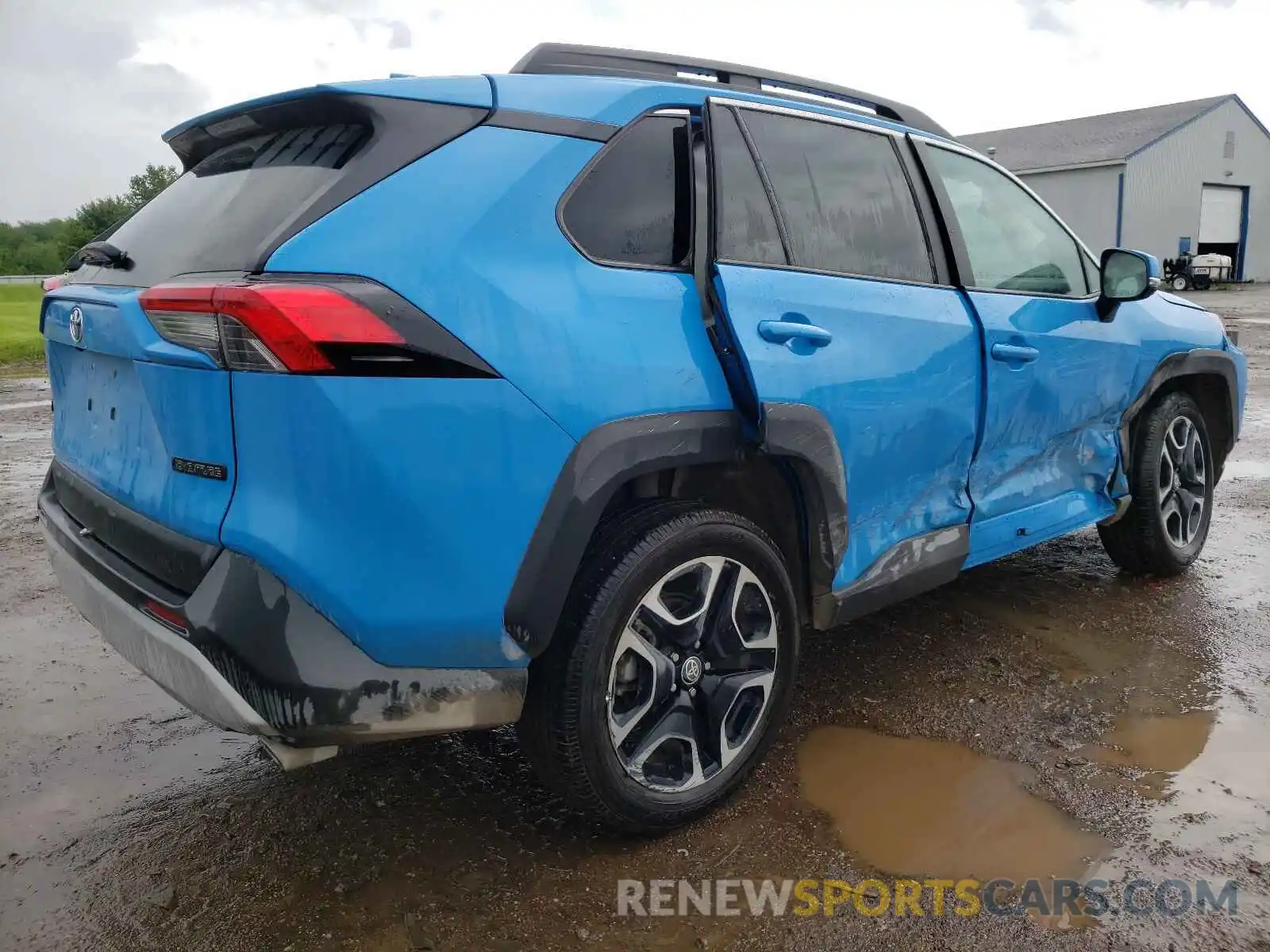 9 Photograph of a damaged car 2T3J1RFV4MW172977 TOYOTA RAV4 2021