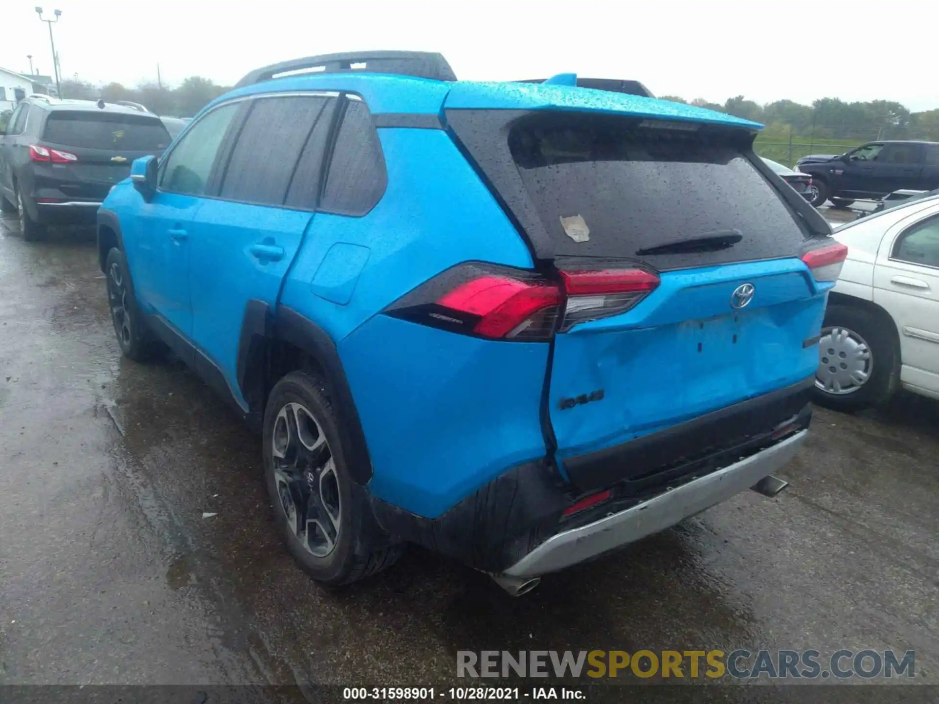 3 Photograph of a damaged car 2T3J1RFV5MW152852 TOYOTA RAV4 2021