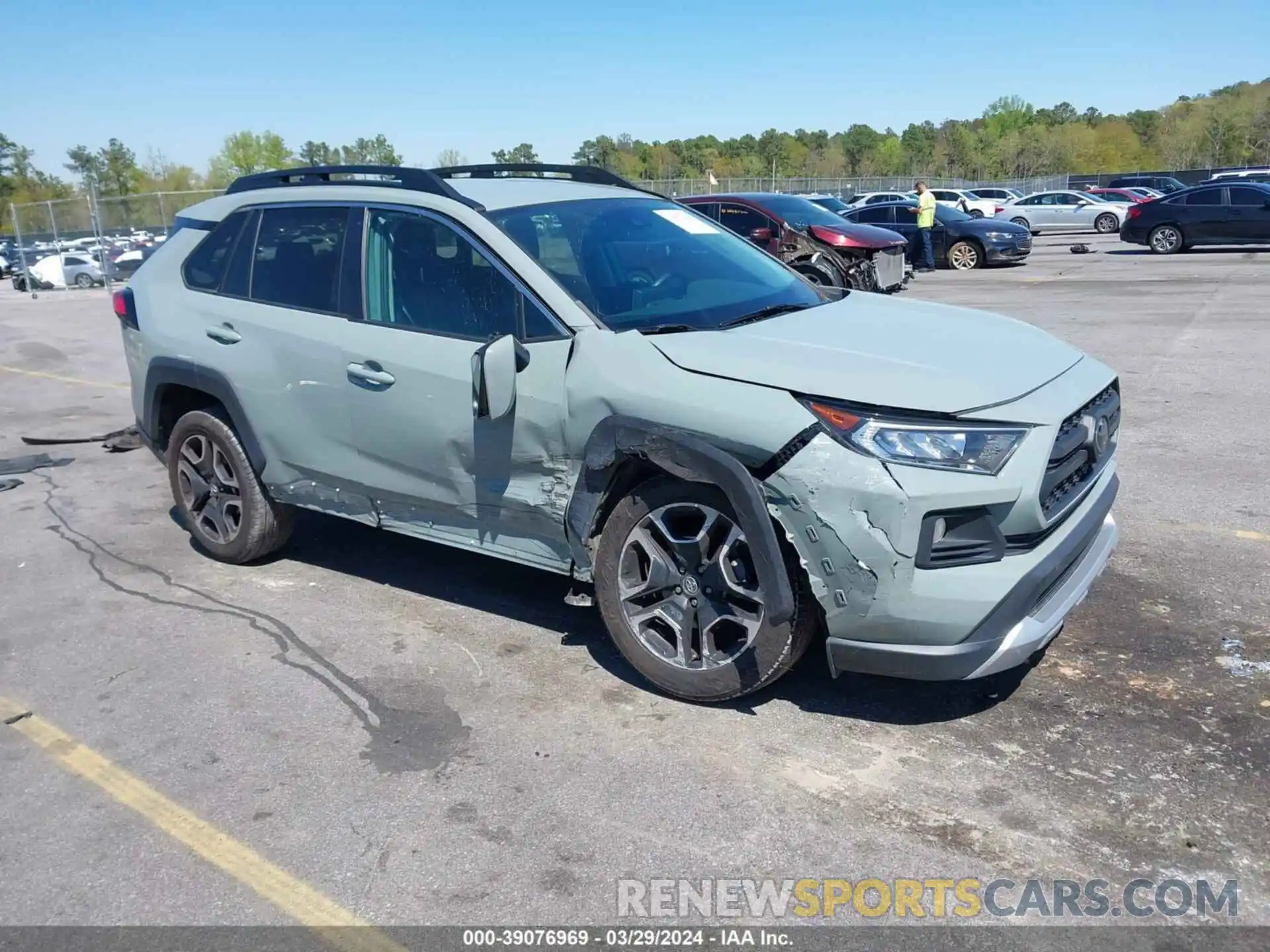 1 Photograph of a damaged car 2T3J1RFV5MW154956 TOYOTA RAV4 2021