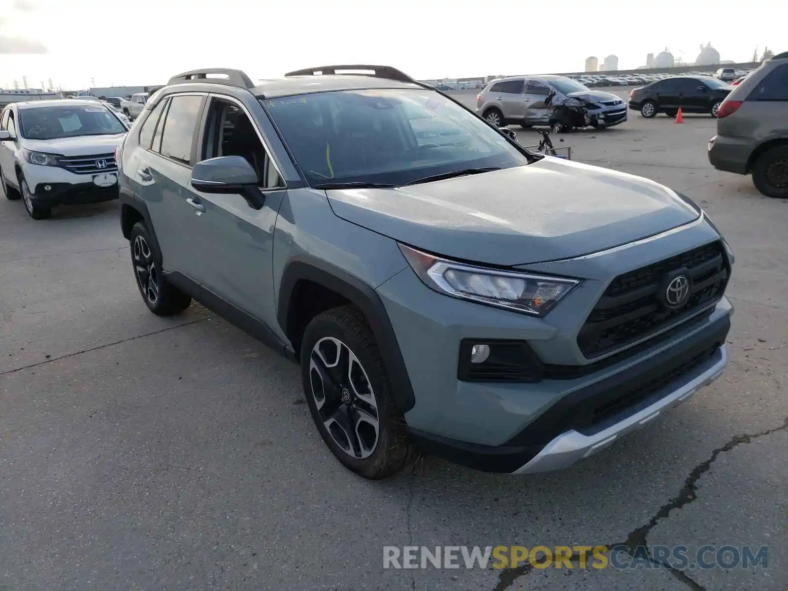 1 Photograph of a damaged car 2T3J1RFV5MW185835 TOYOTA RAV4 2021