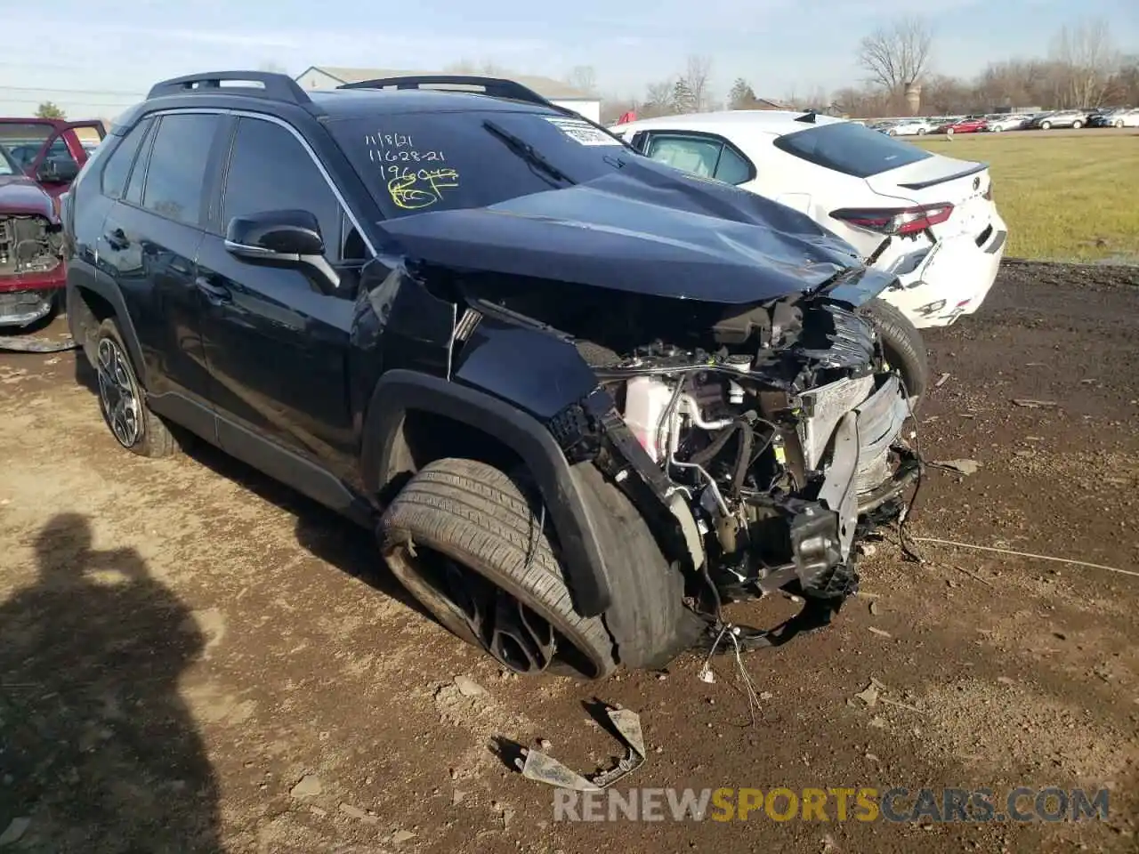 1 Photograph of a damaged car 2T3J1RFV5MW196043 TOYOTA RAV4 2021