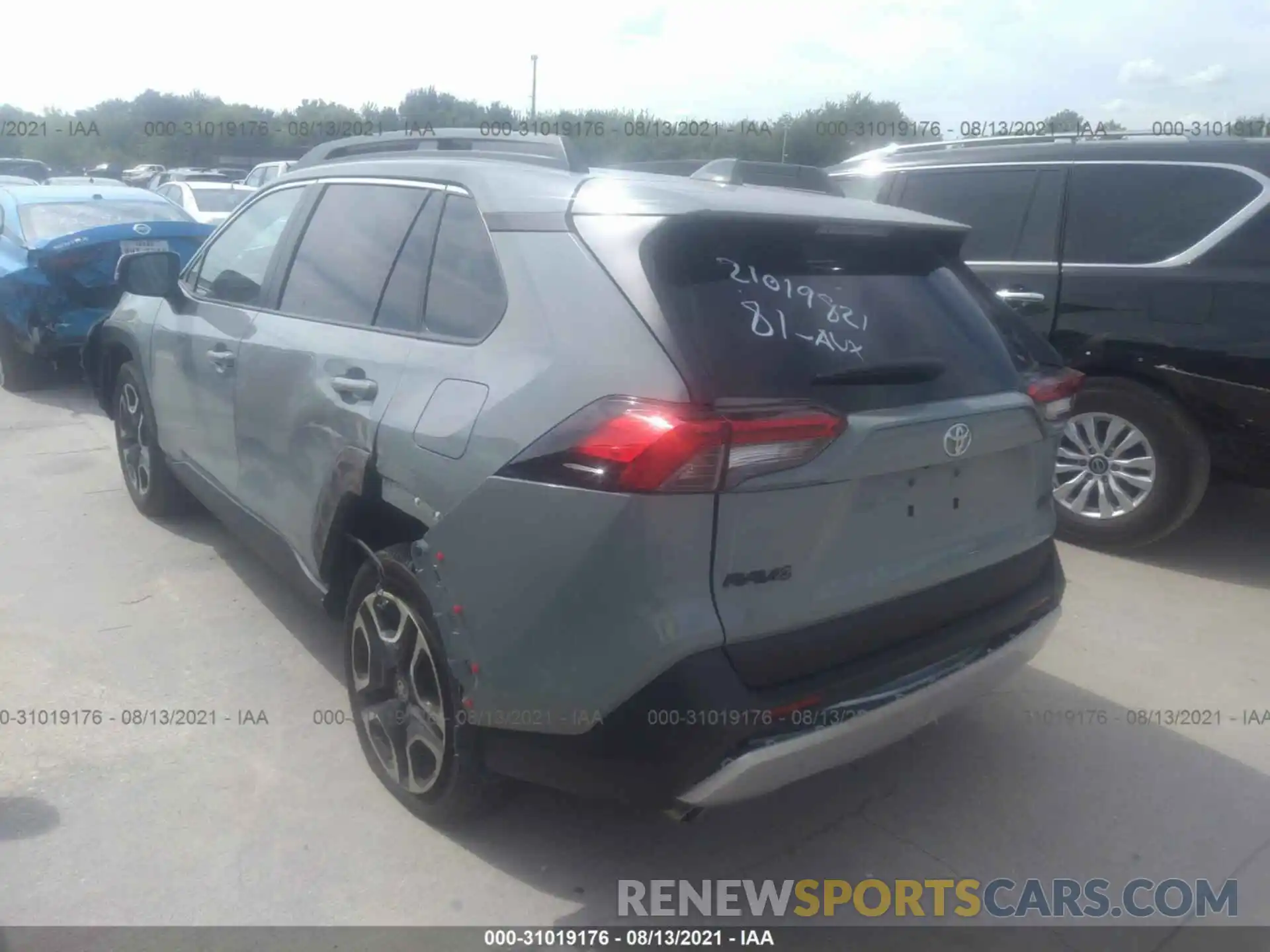 3 Photograph of a damaged car 2T3J1RFV7MW195816 TOYOTA RAV4 2021