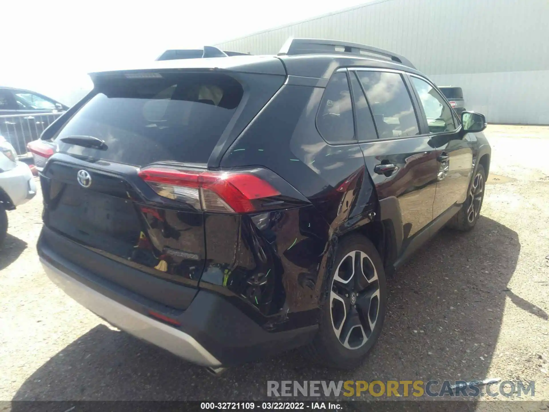 4 Photograph of a damaged car 2T3J1RFV8MW154885 TOYOTA RAV4 2021