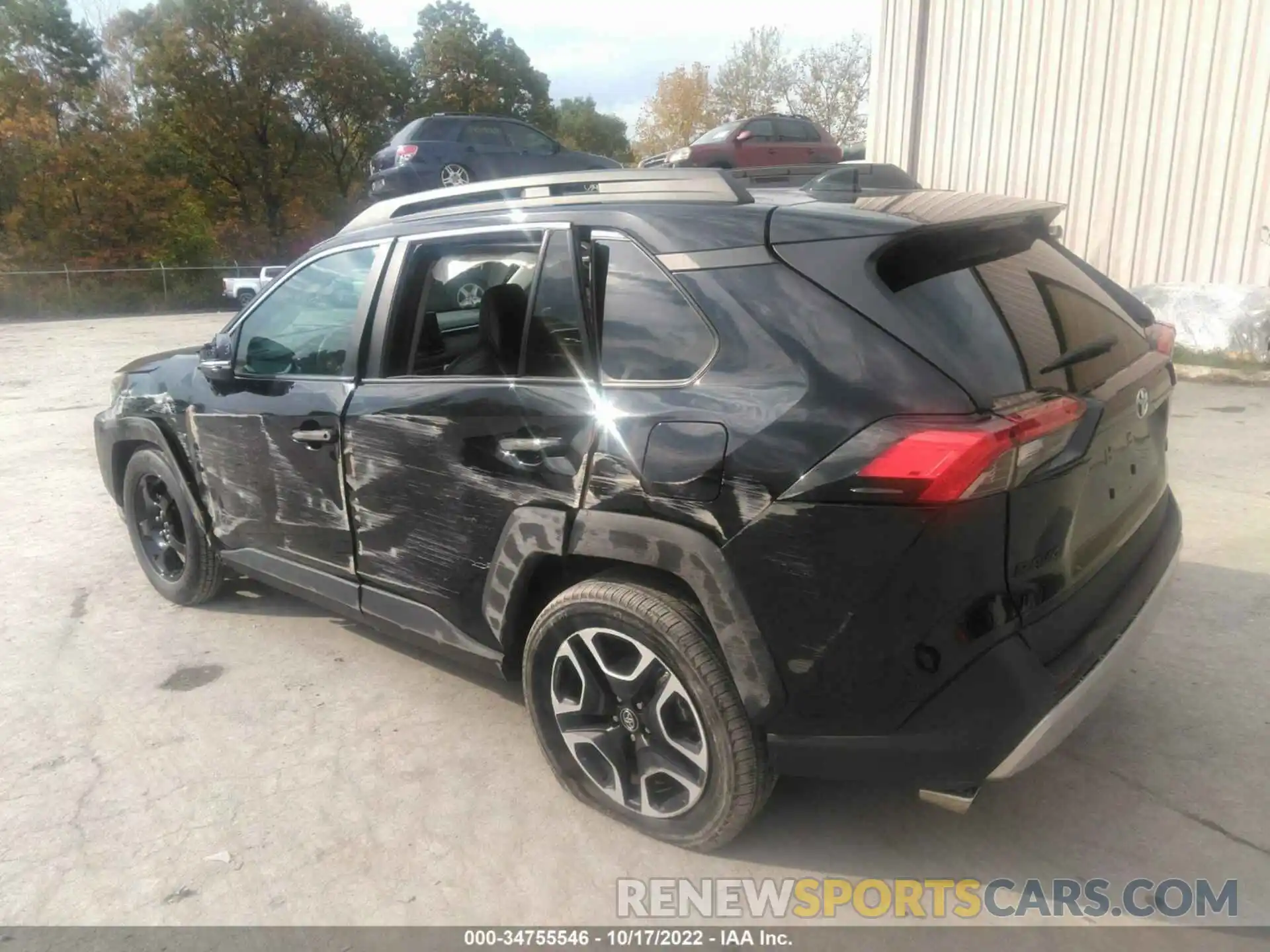 3 Photograph of a damaged car 2T3J1RFV9MW162798 TOYOTA RAV4 2021