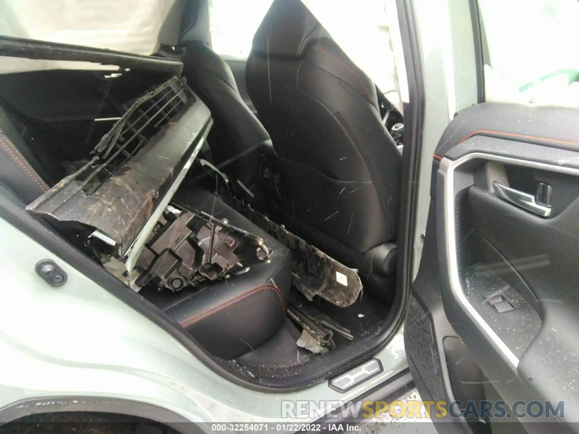 8 Фотография поврежденного автомобиля 2T3J1RFV9MW169055 TOYOTA RAV4 2021