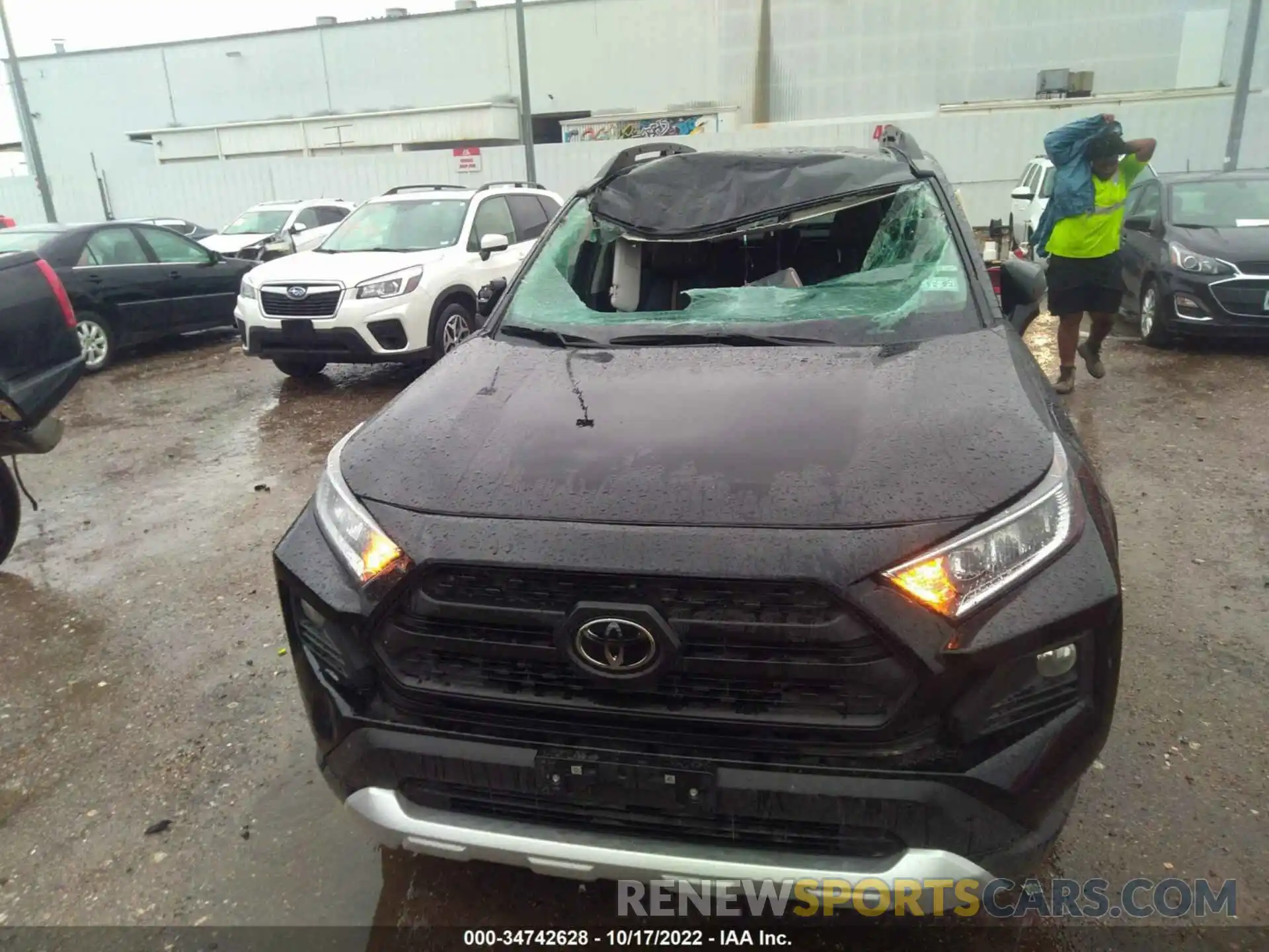 6 Photograph of a damaged car 2T3J1RFV9MW170609 TOYOTA RAV4 2021