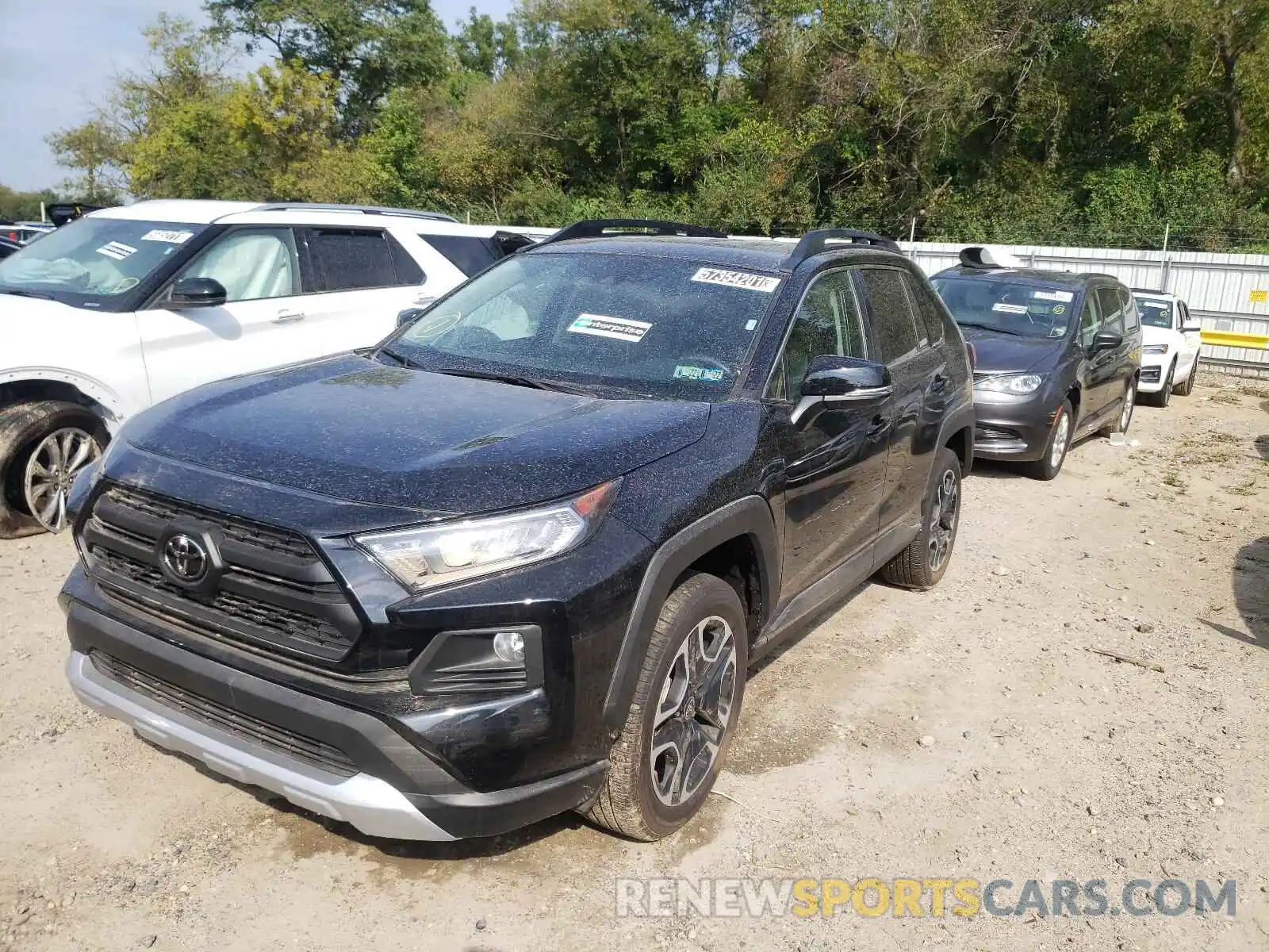 2 Photograph of a damaged car 2T3J1RFV9MW205889 TOYOTA RAV4 2021