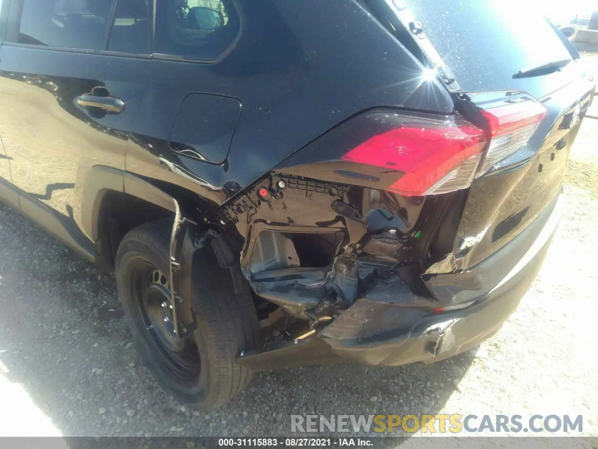 6 Photograph of a damaged car 2T3K1RFV0MC151579 TOYOTA RAV4 2021