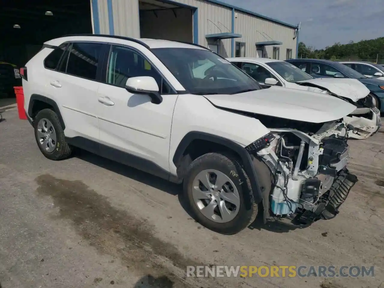 4 Photograph of a damaged car 2T3K1RFV1MC163420 TOYOTA RAV4 2021