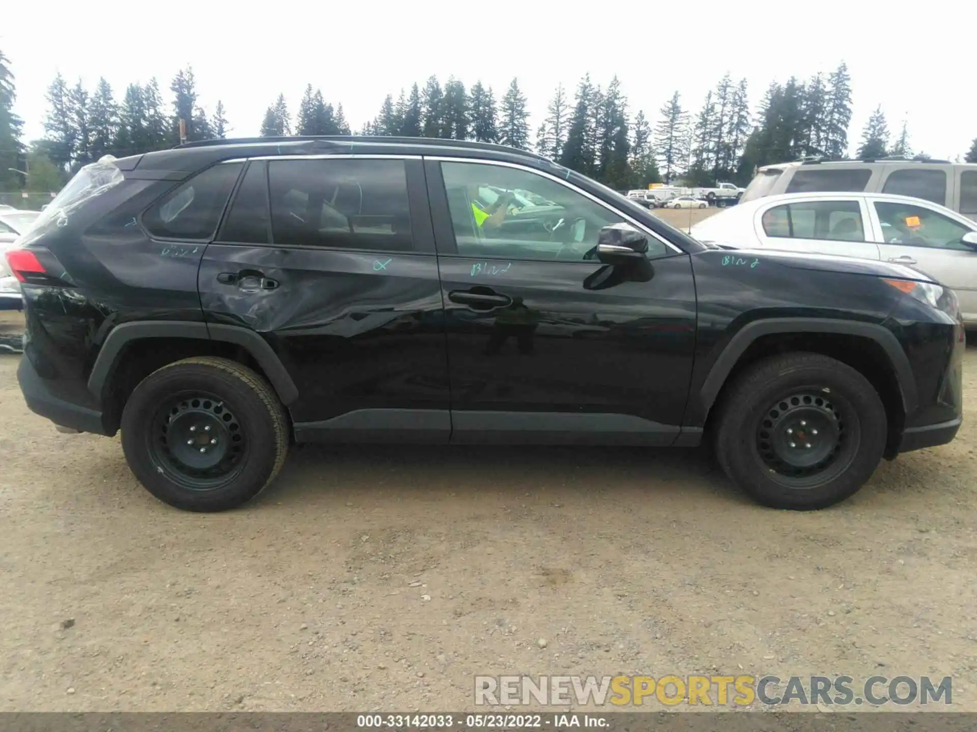 6 Photograph of a damaged car 2T3K1RFV1MW129914 TOYOTA RAV4 2021