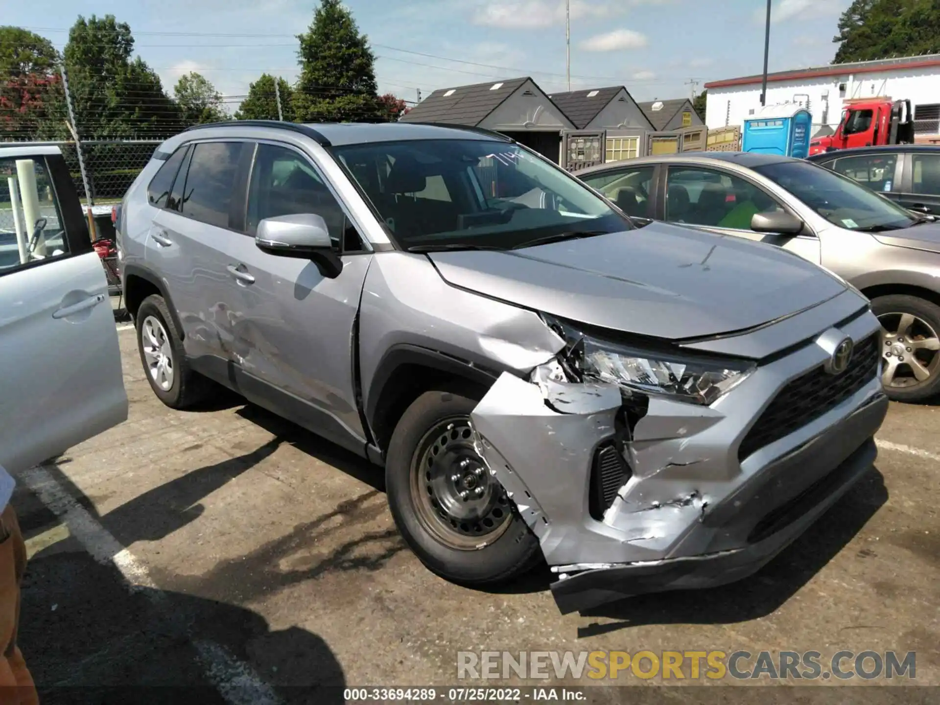 1 Photograph of a damaged car 2T3K1RFV2MC147145 TOYOTA RAV4 2021