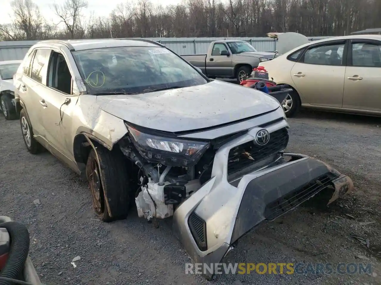 1 Photograph of a damaged car 2T3K1RFV3MC089286 TOYOTA RAV4 2021